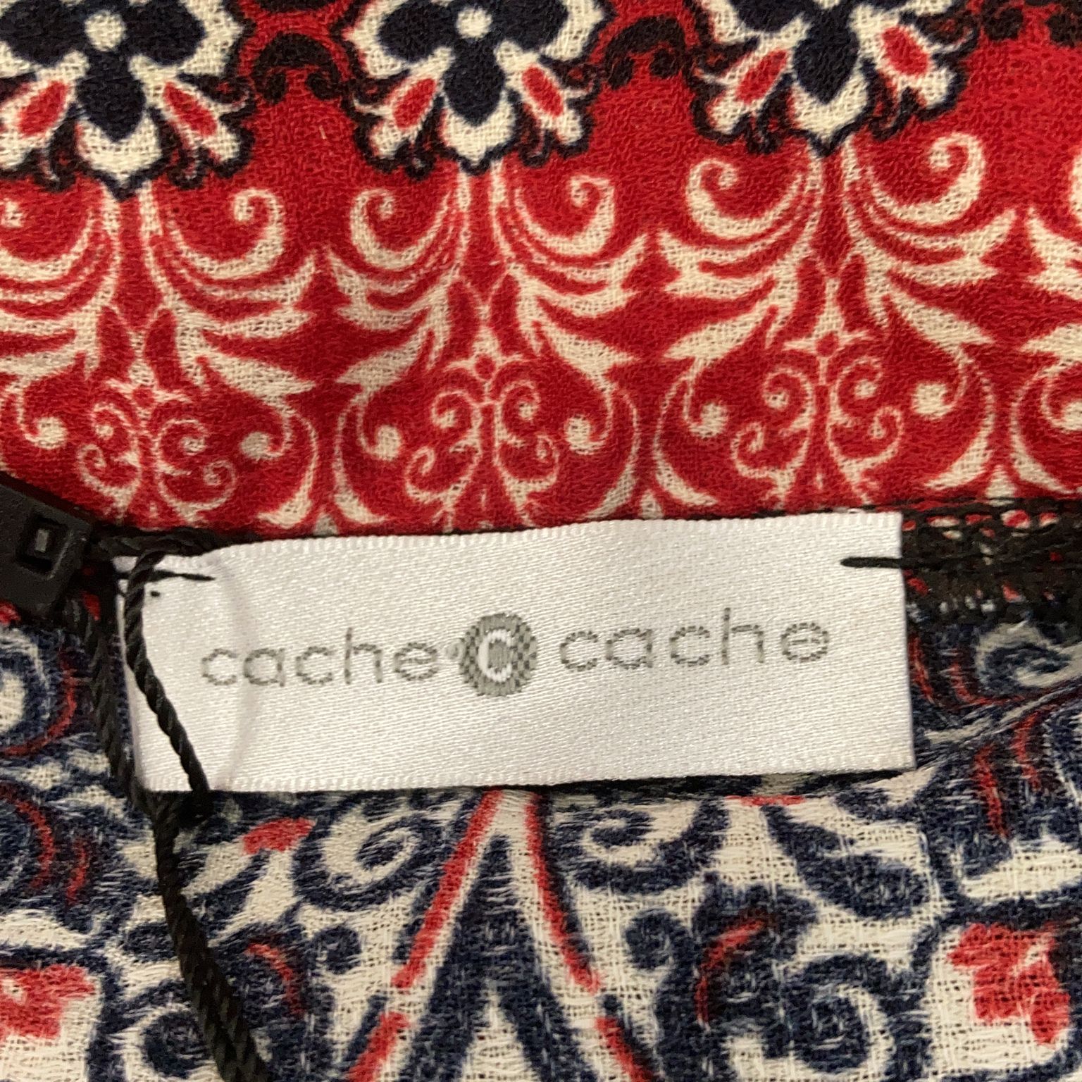 Cache Cache