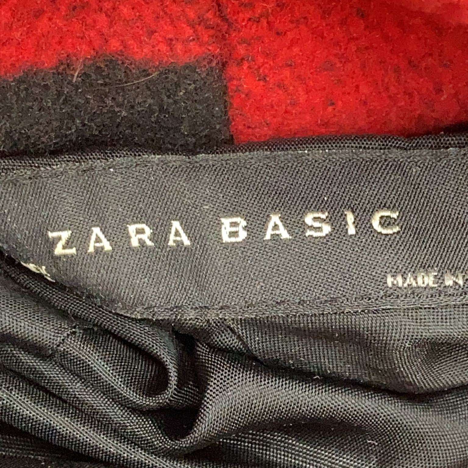 Zara Basic