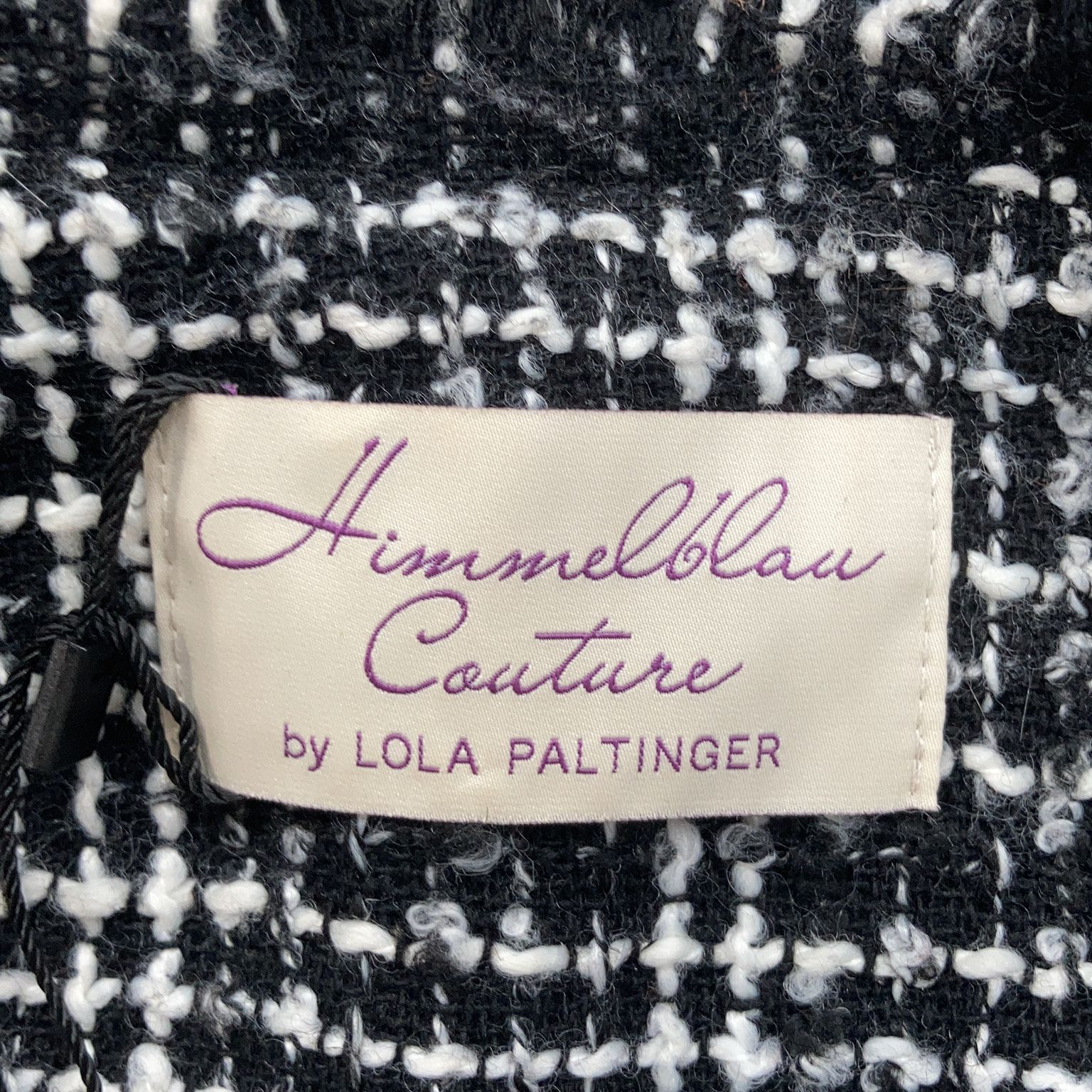 Himmelblau Couture by Lola Paltinger