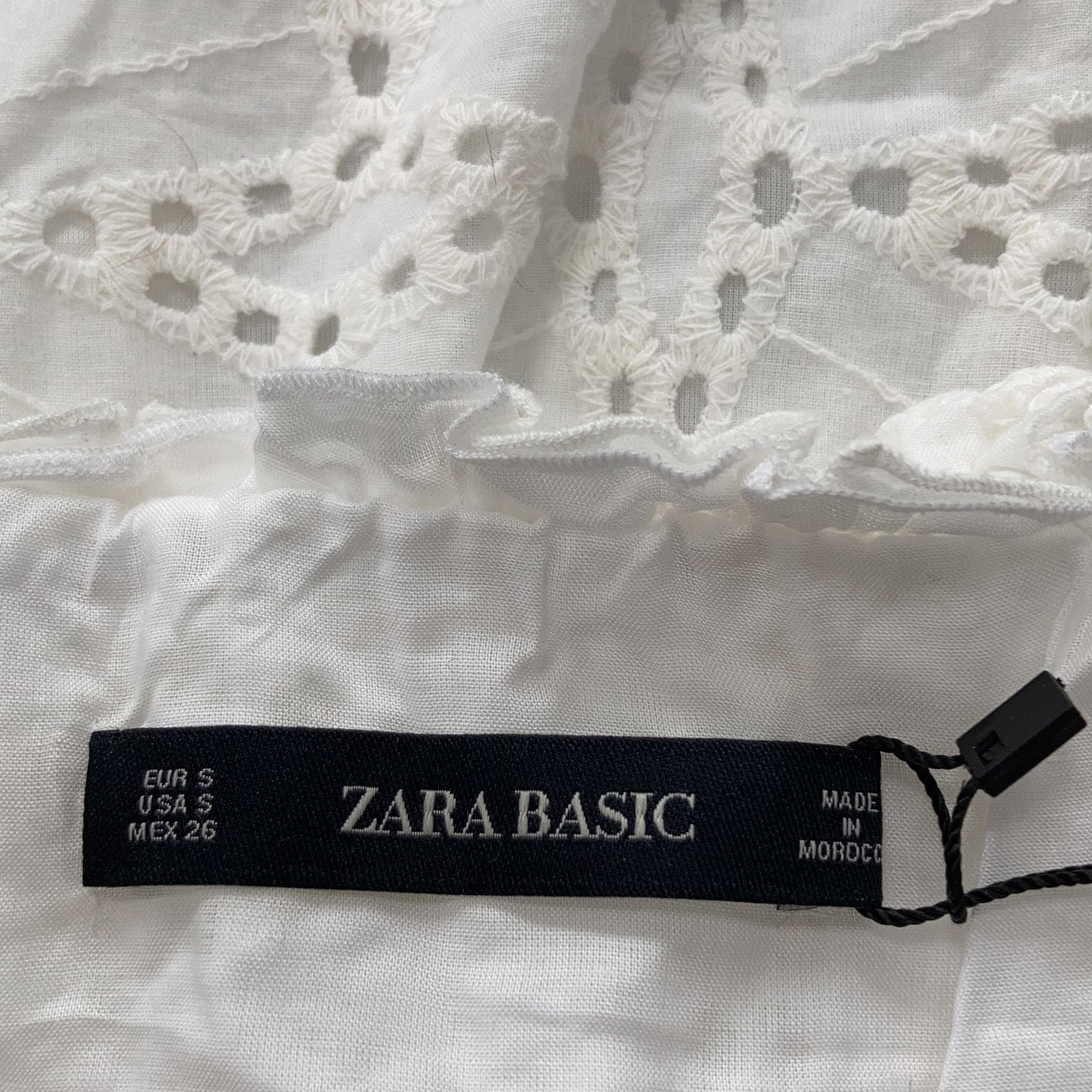 Zara Basic