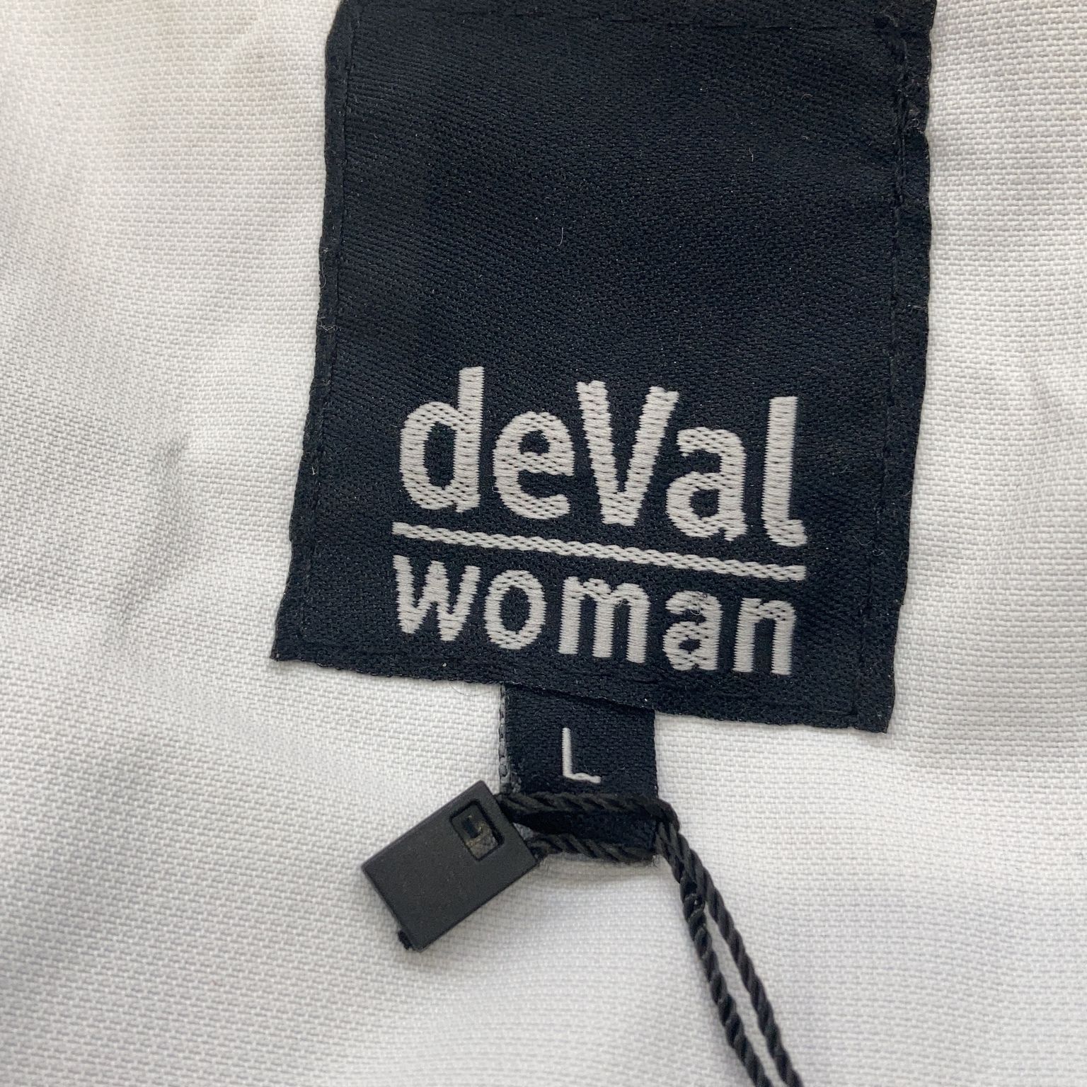 DeVal Woman