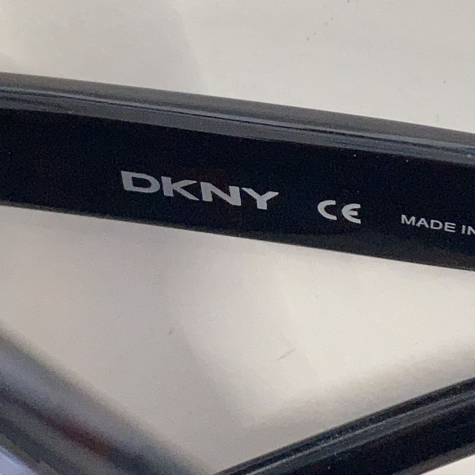 DKNY