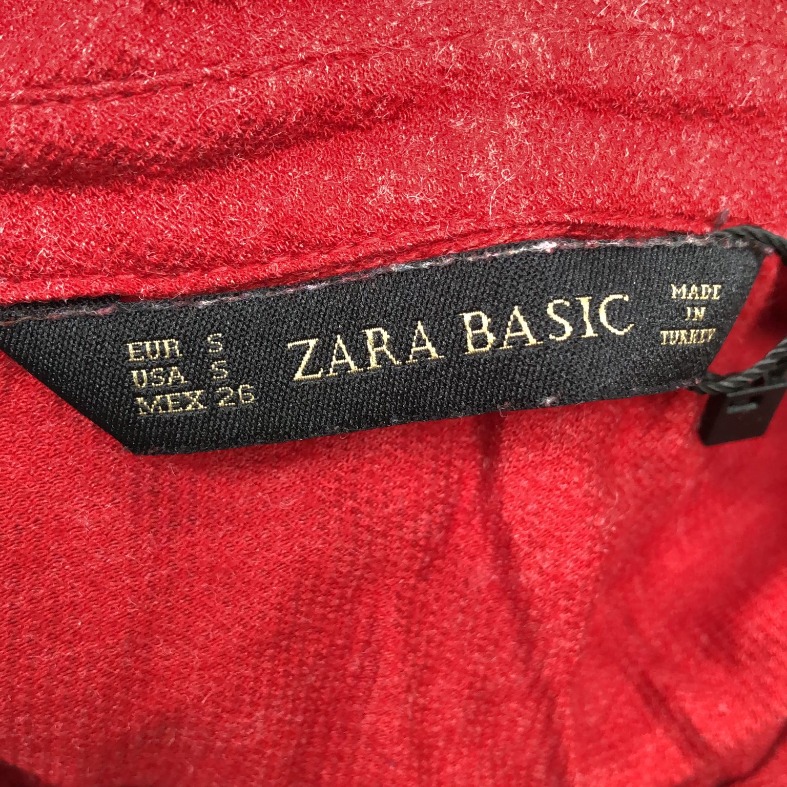 Zara Basic