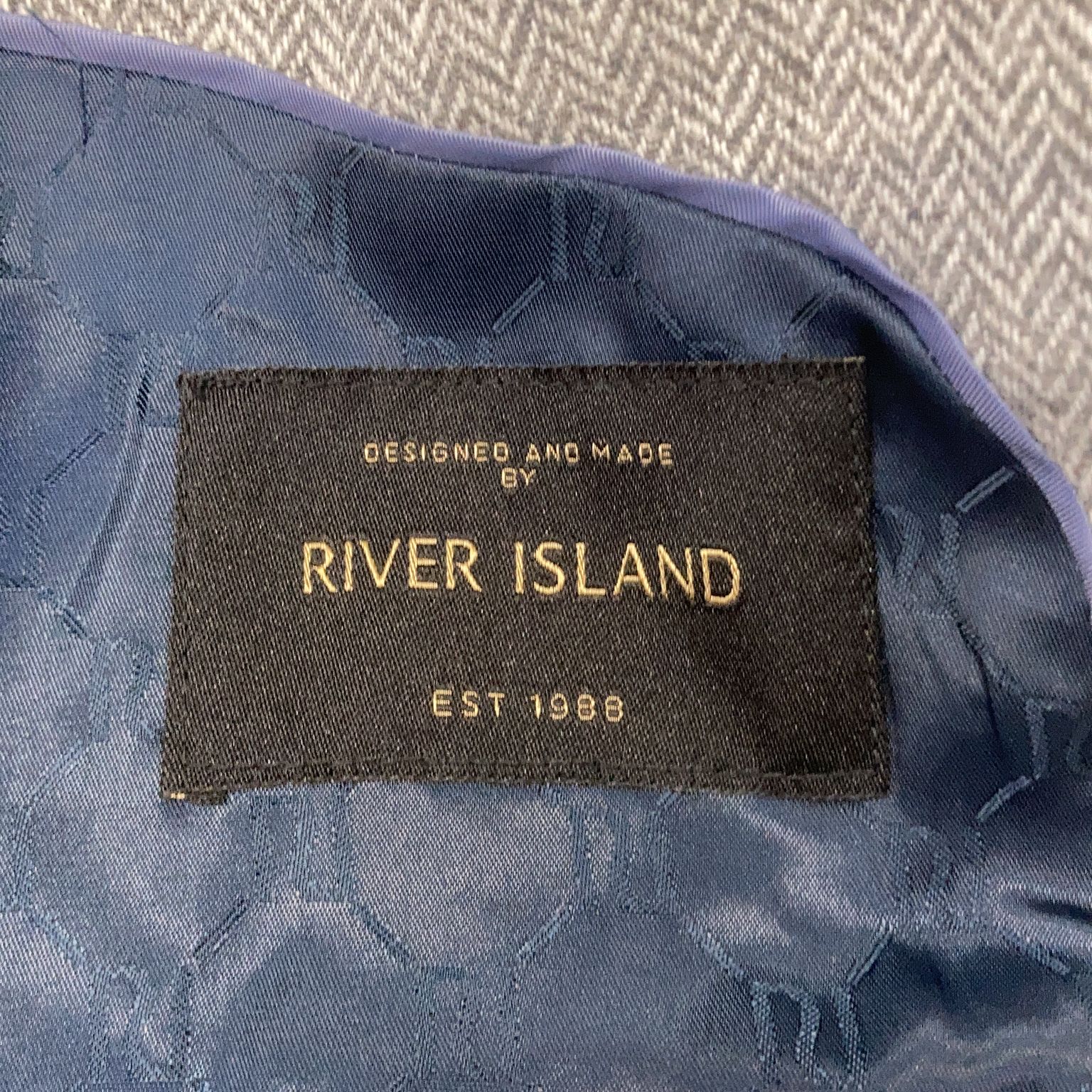 River Island