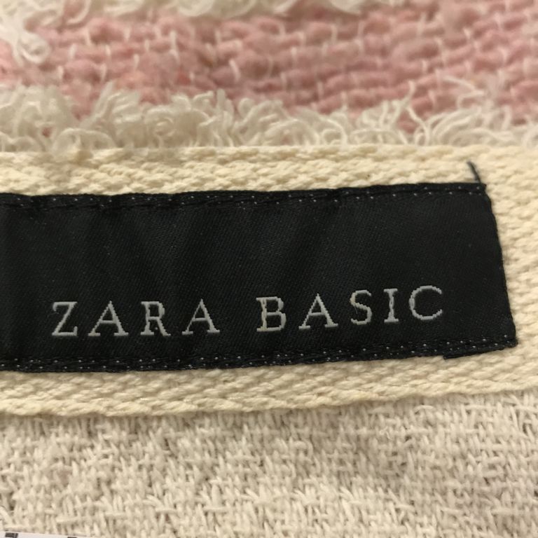 Zara Basic