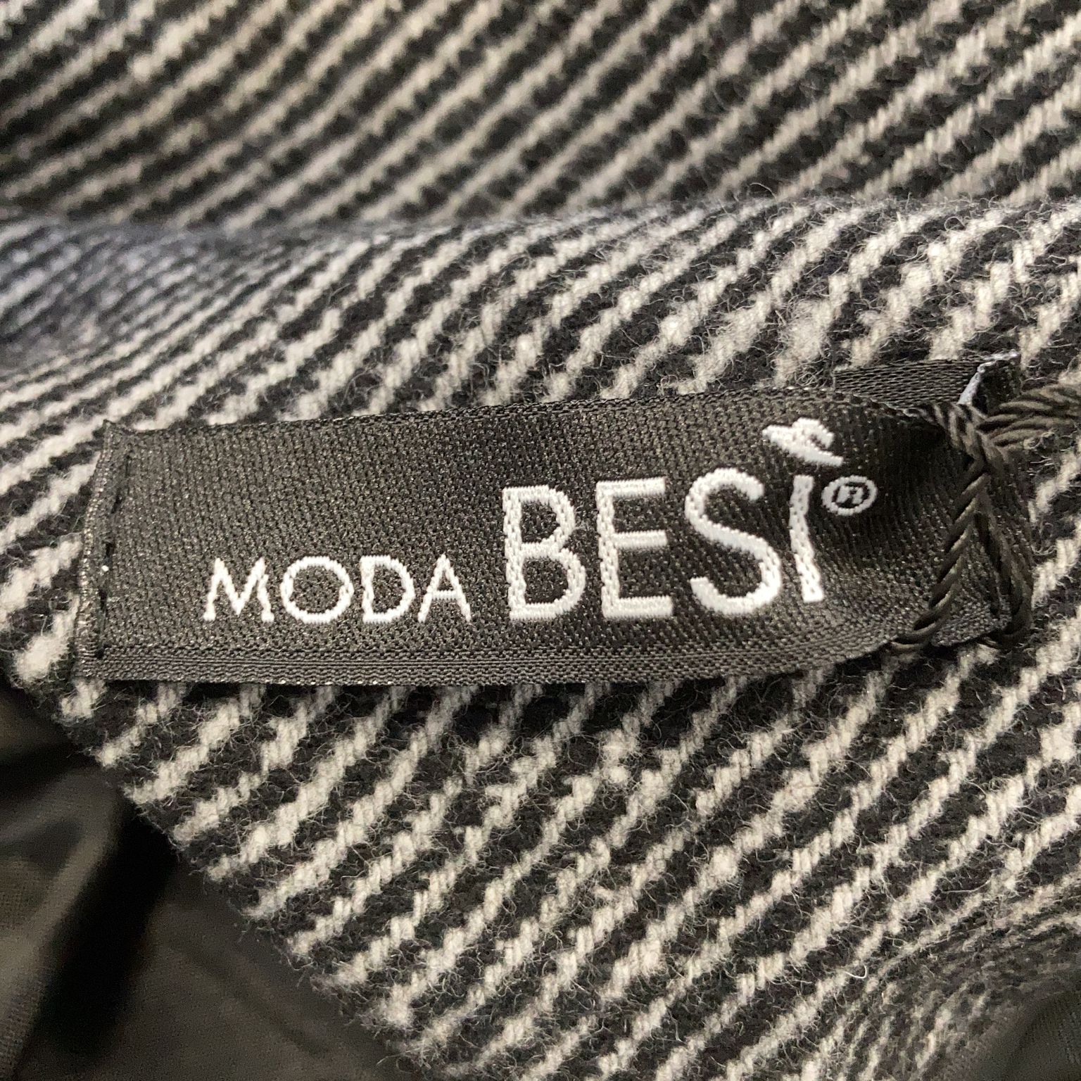 Moda Besi