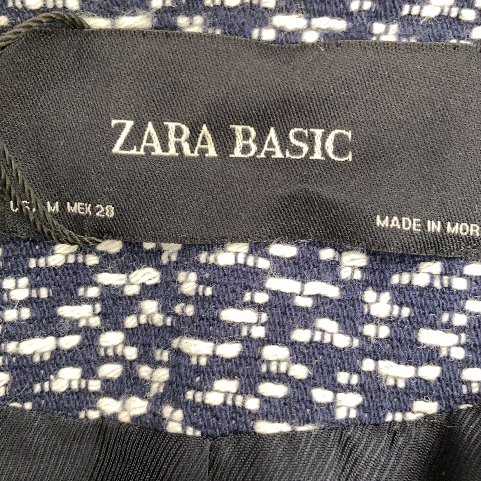 Zara Basic