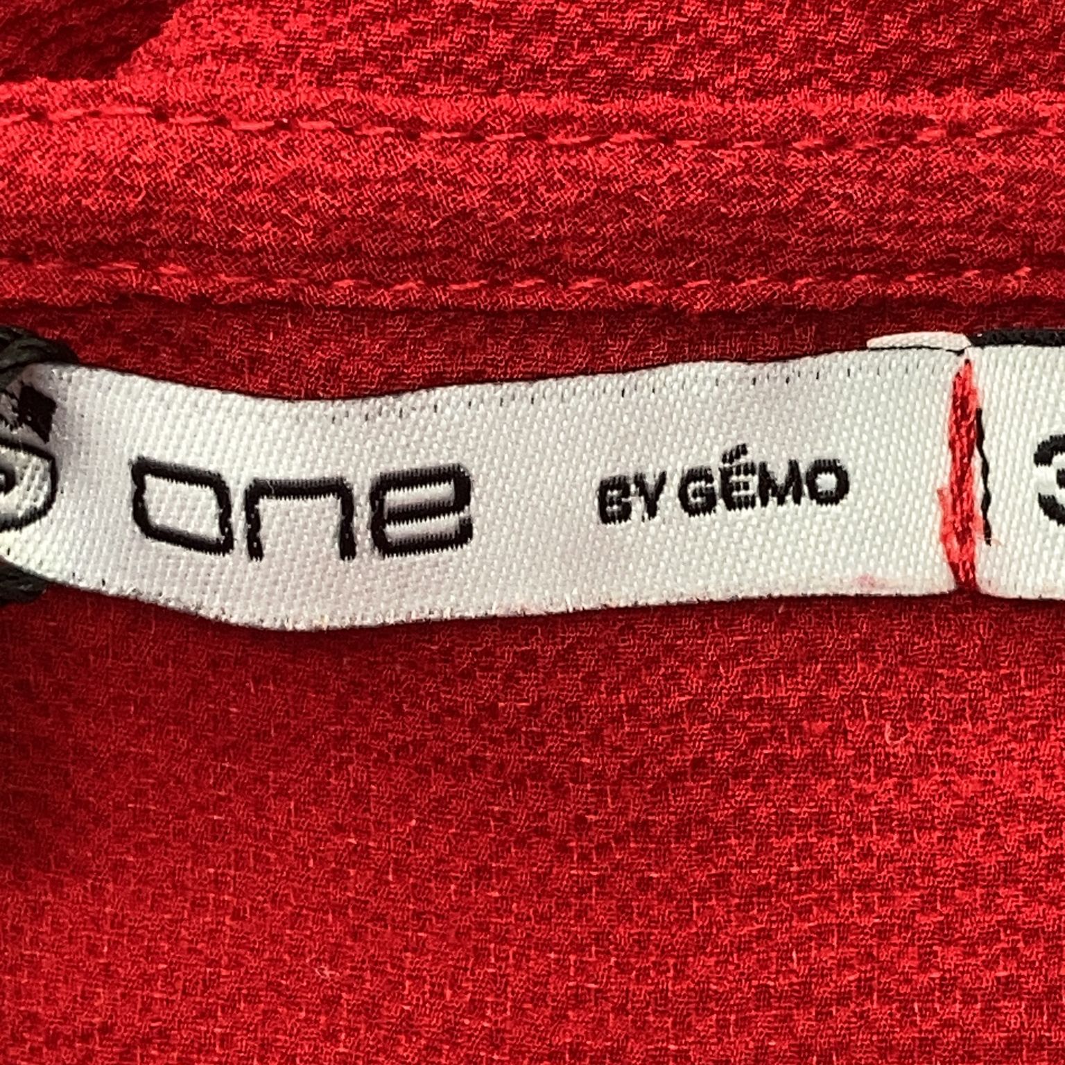 One by Gemo