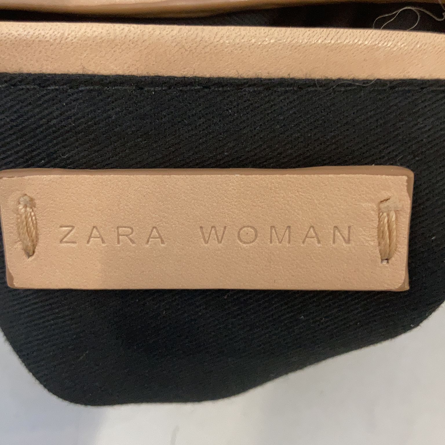 Zara Woman