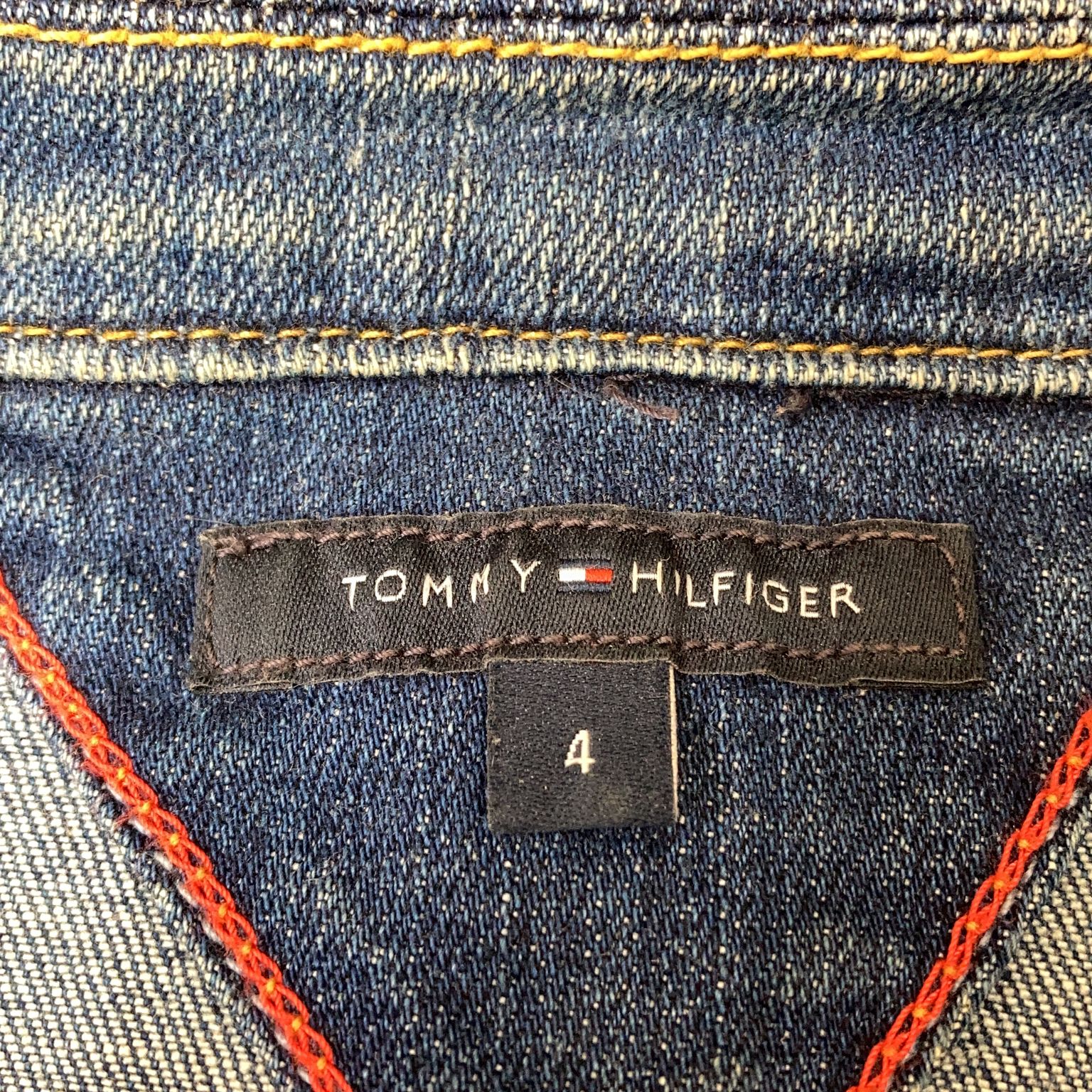 Tommy Hilfiger