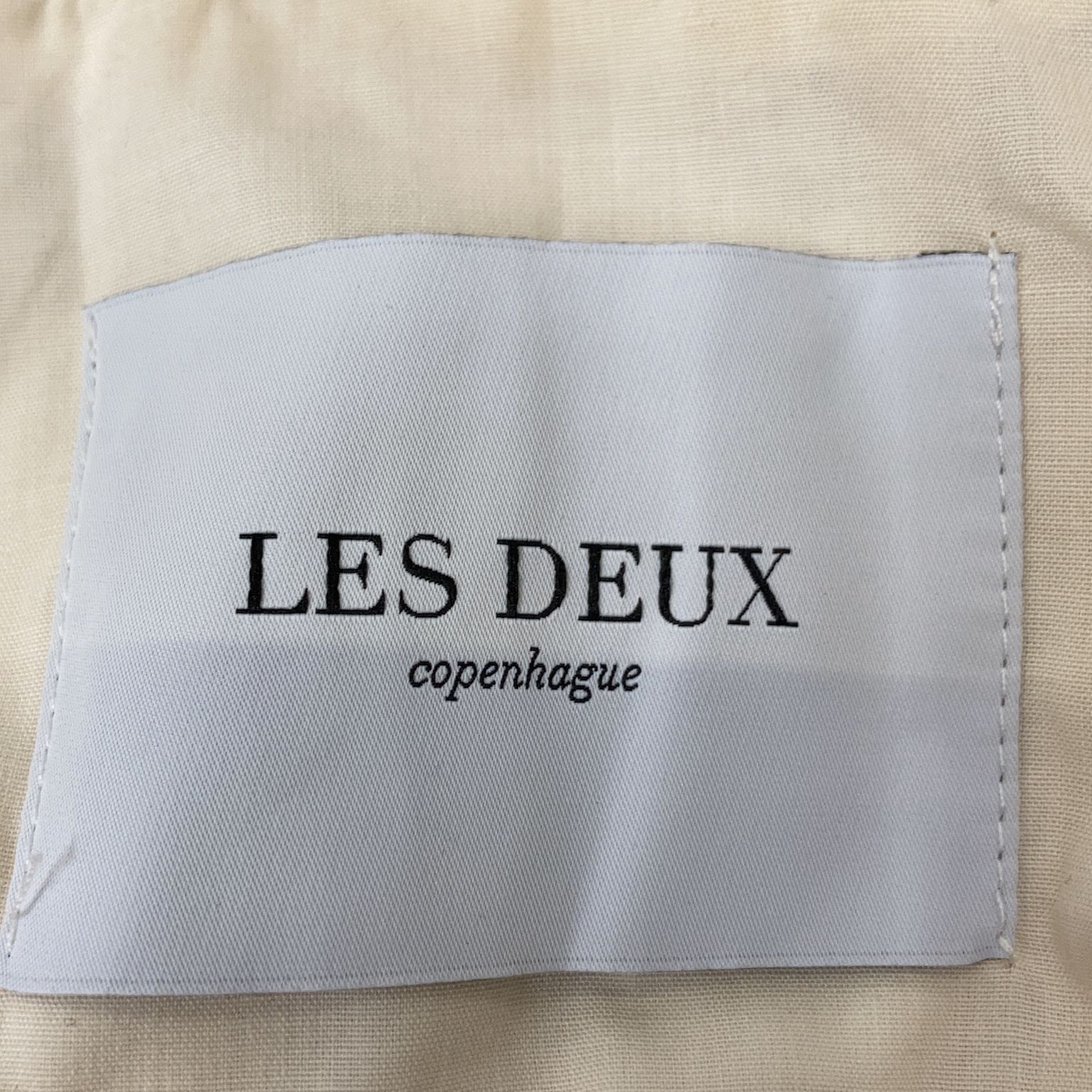 Les Deux