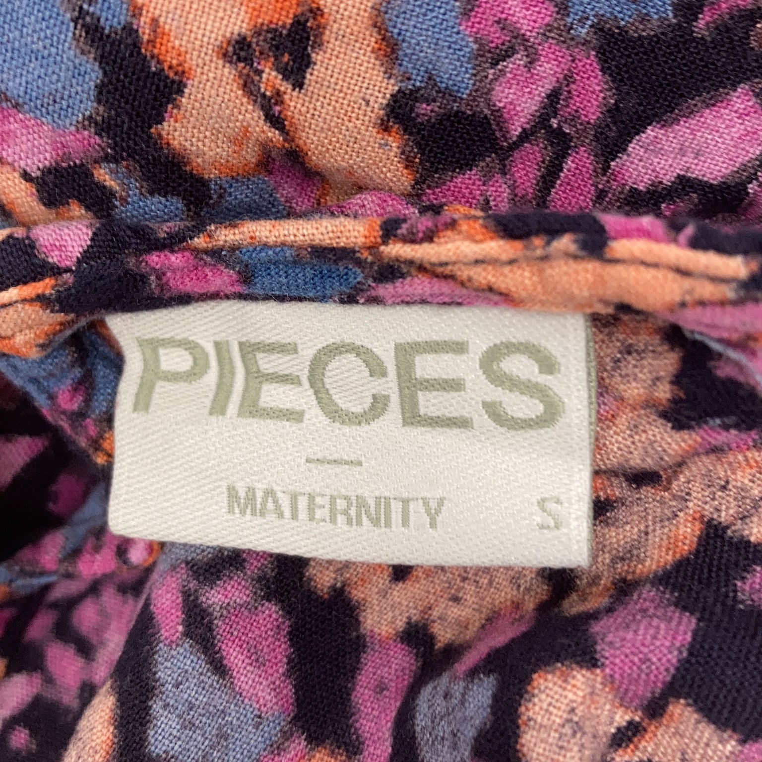 Pieces Maternity