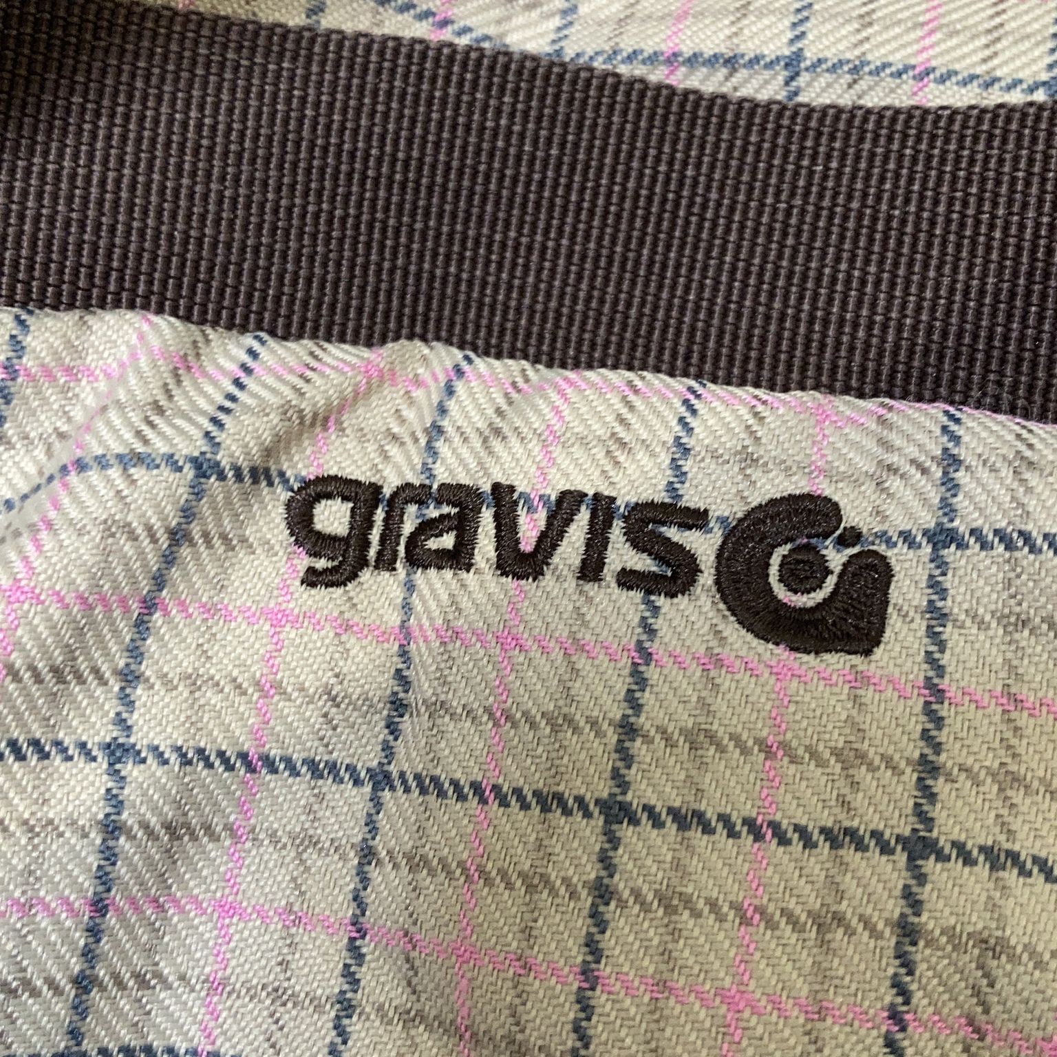 Gravis