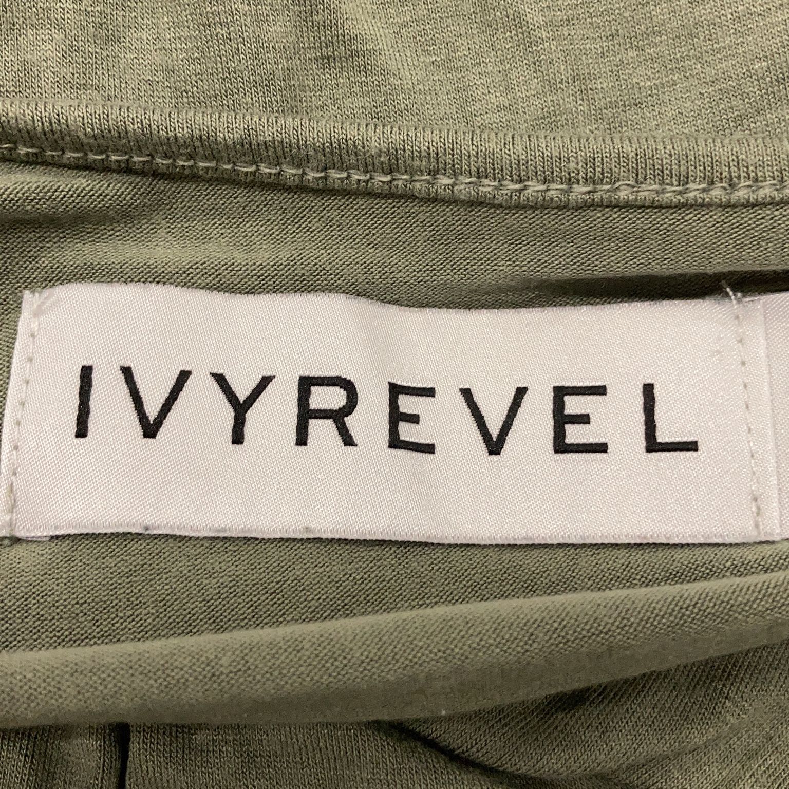 Ivyrevel