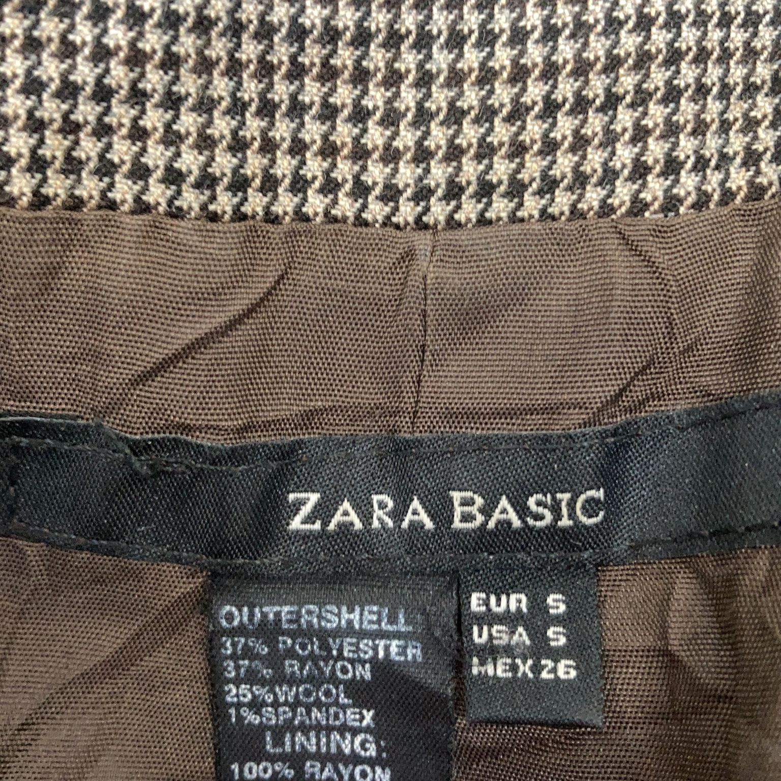 Zara Basic