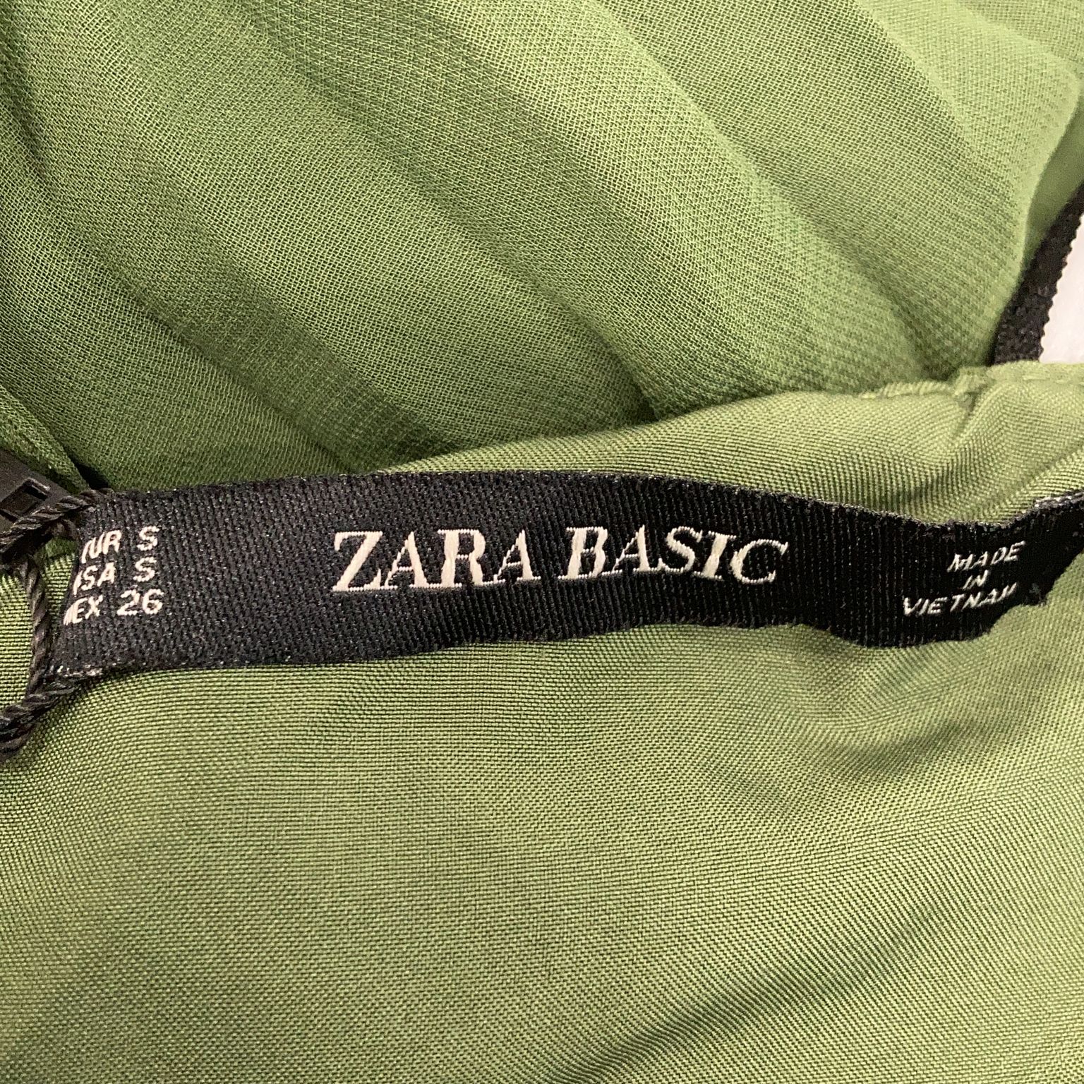 Zara Basic