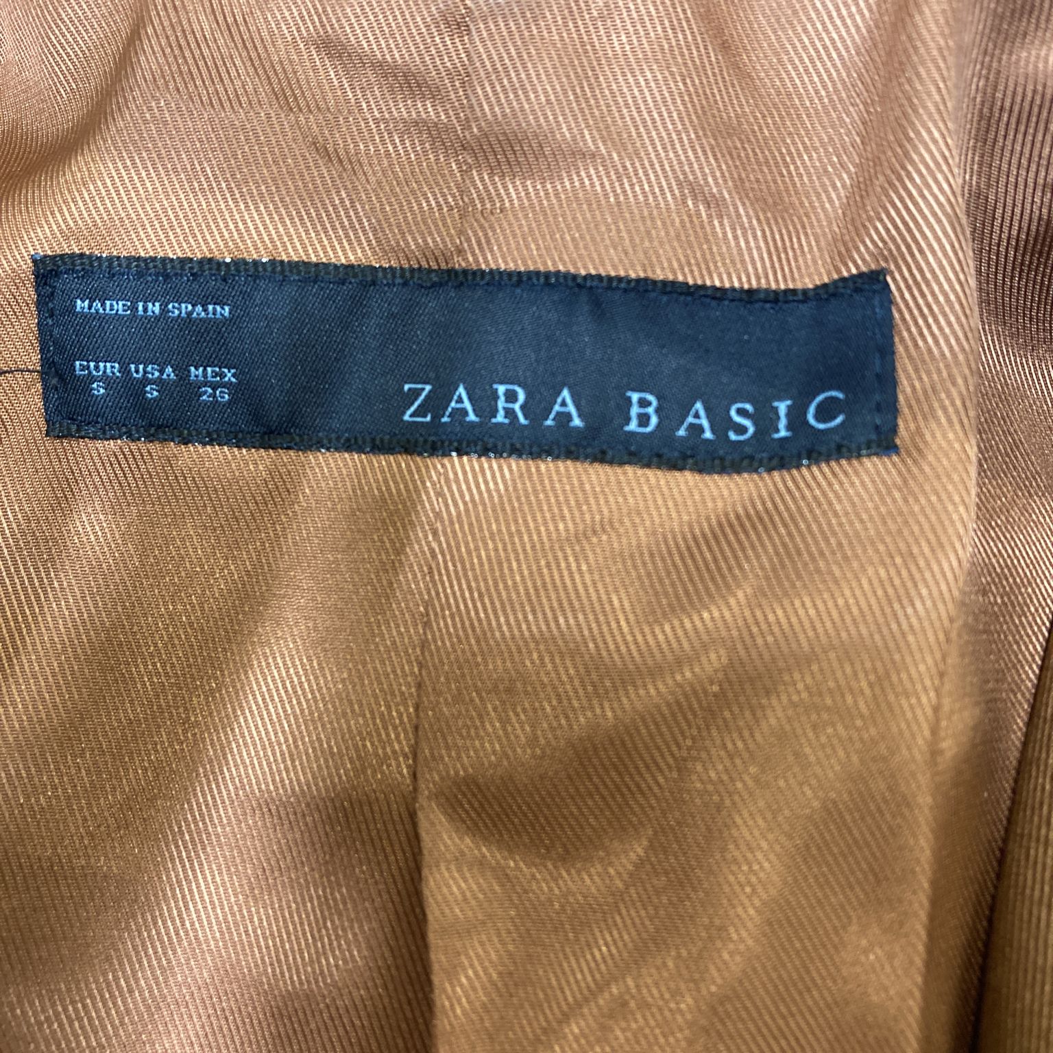 Zara Basic