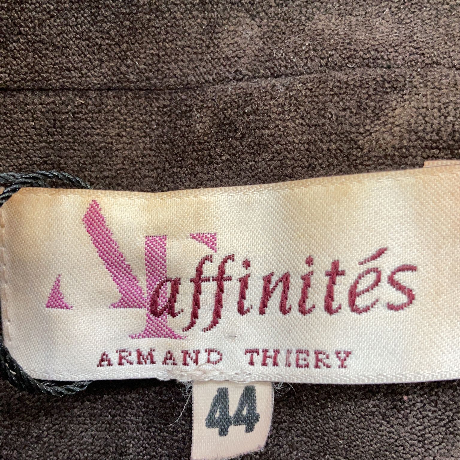 Affinites