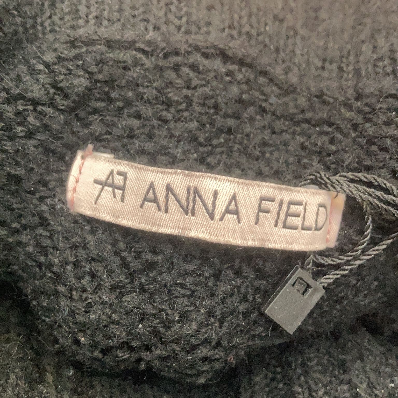 Anna Field