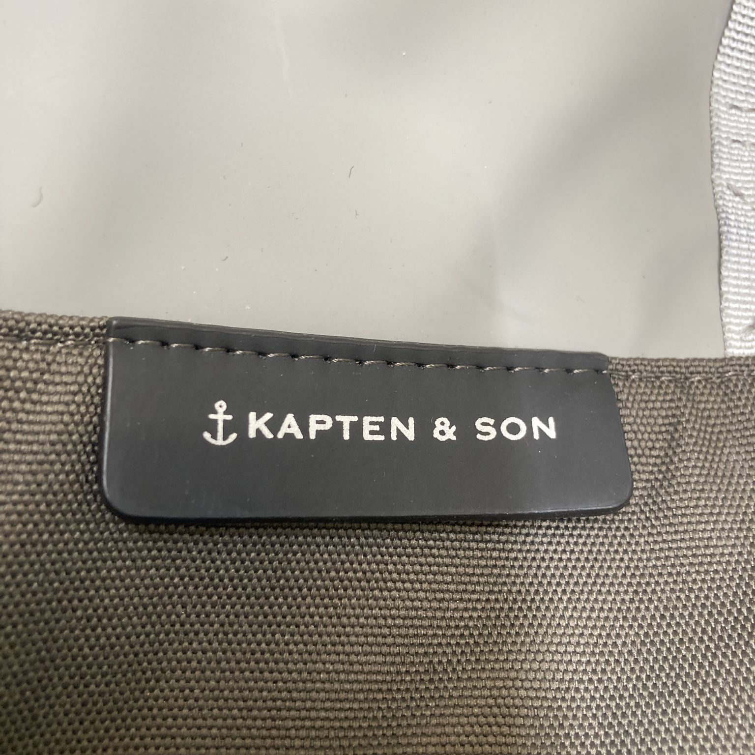 Kapten  Son