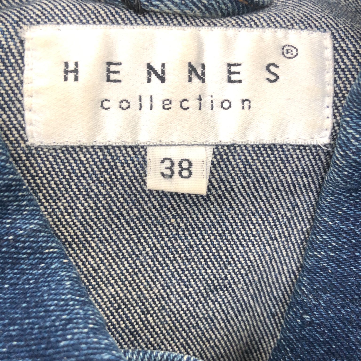 Hennes Collection