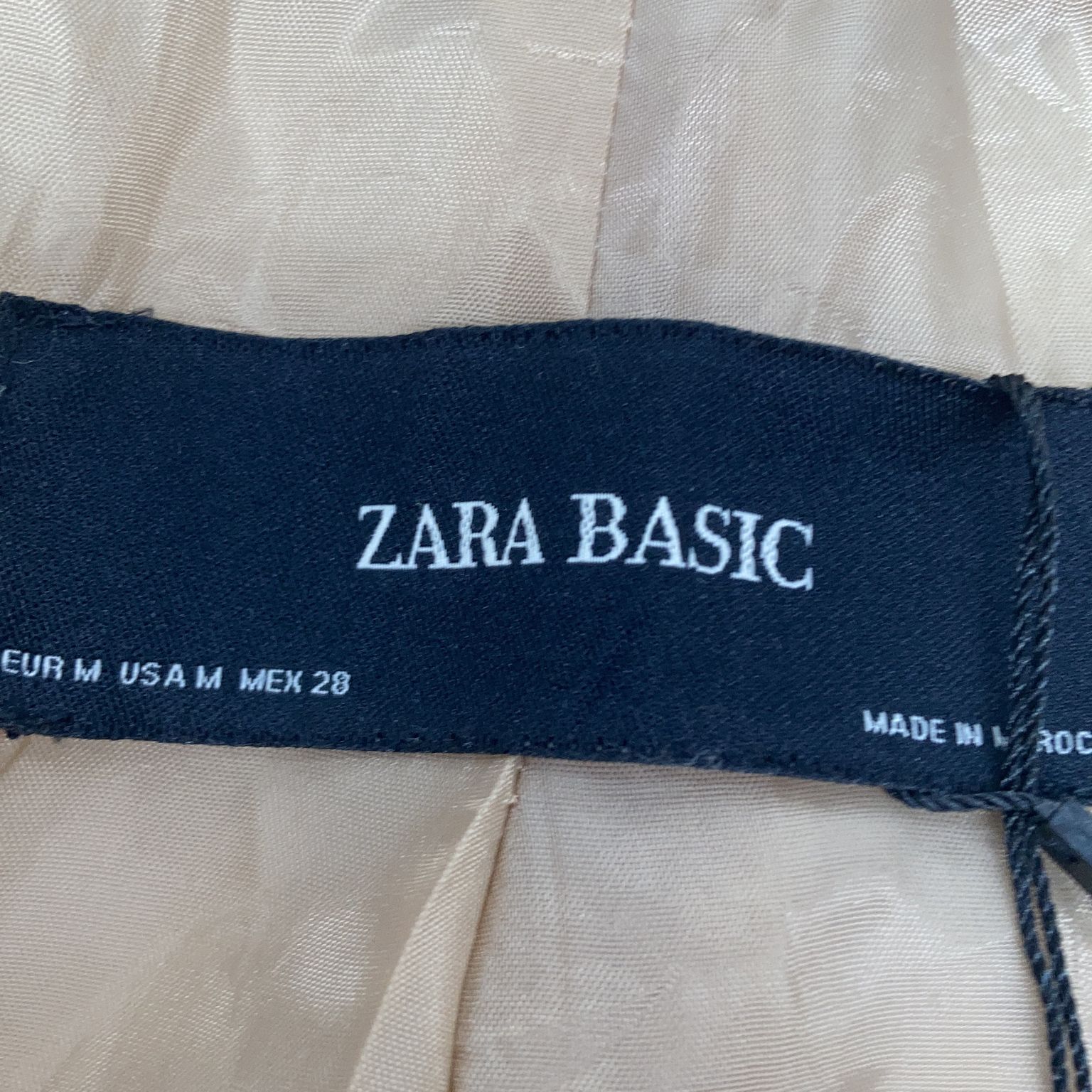 Zara Basic