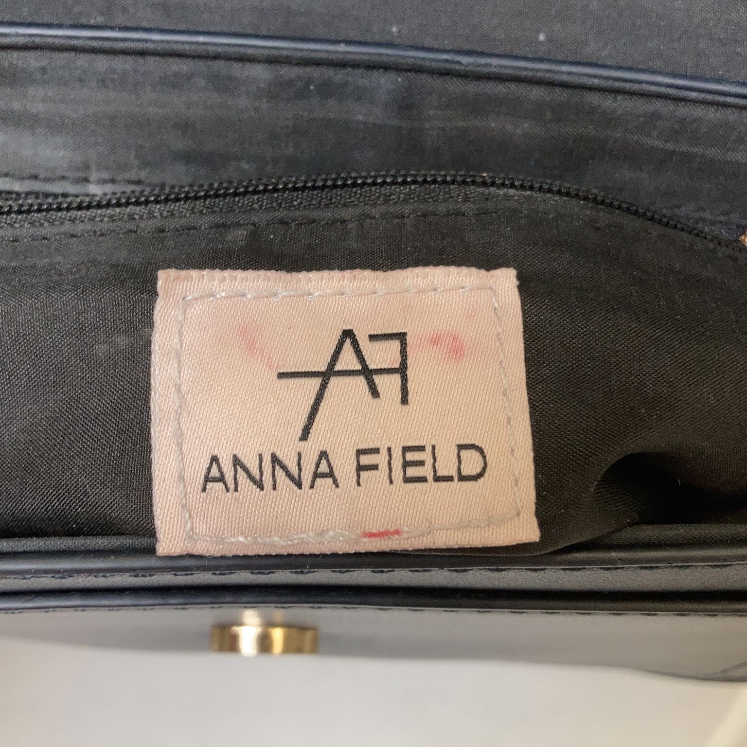 Anna Field