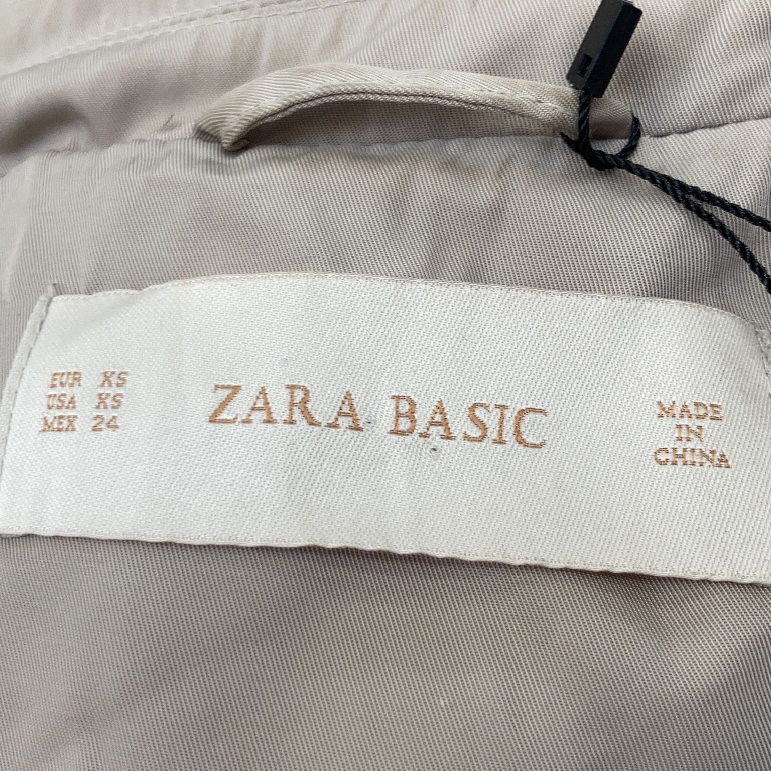 Zara Basic