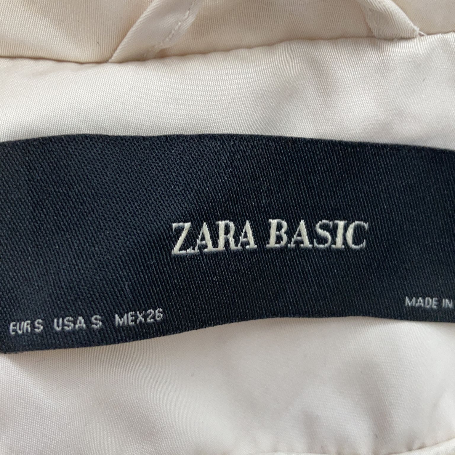 Zara Basic