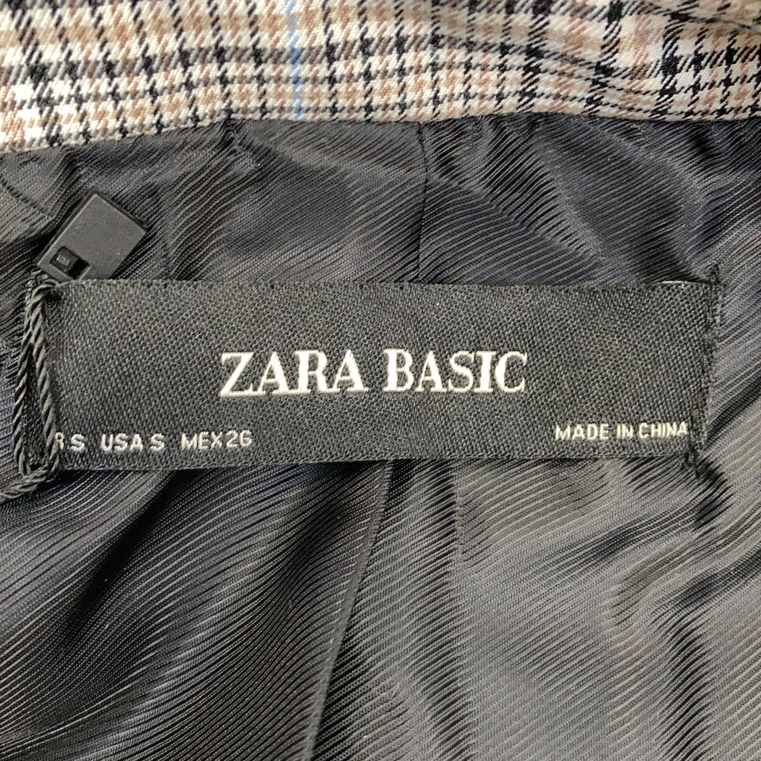 Zara Basic