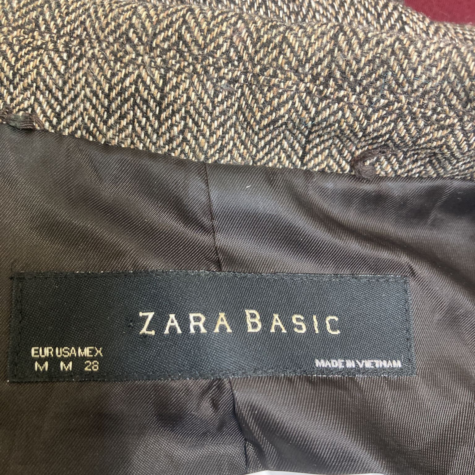 Zara Basic