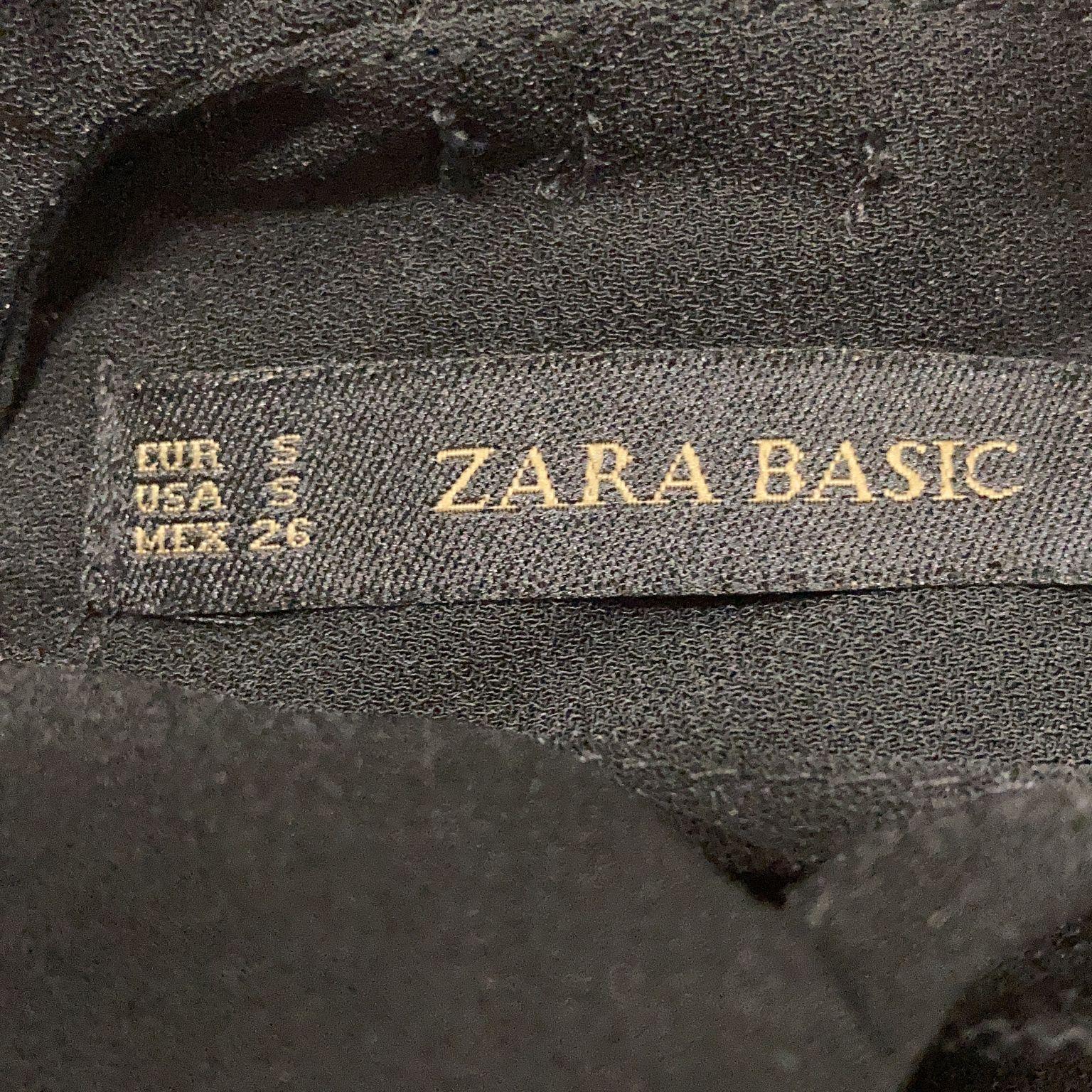 Zara Basic