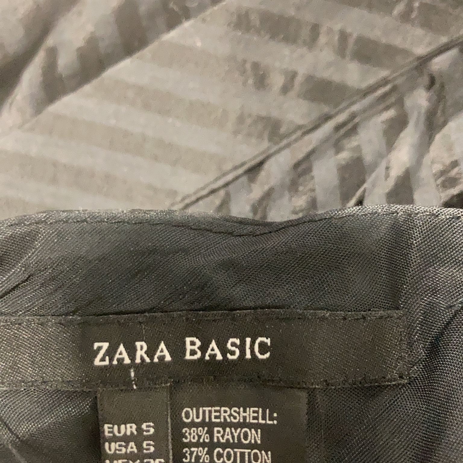 Zara Basic