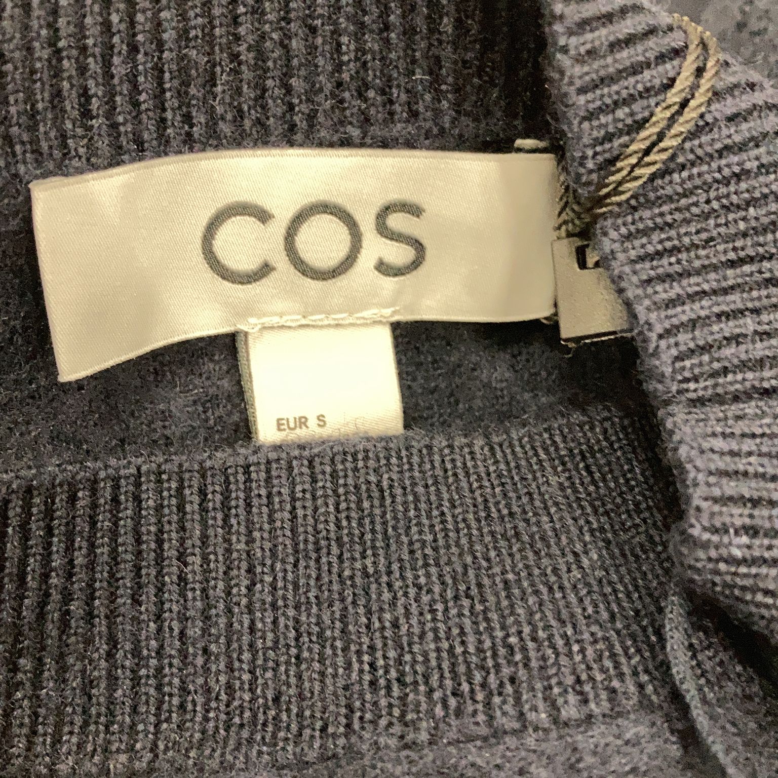 COS