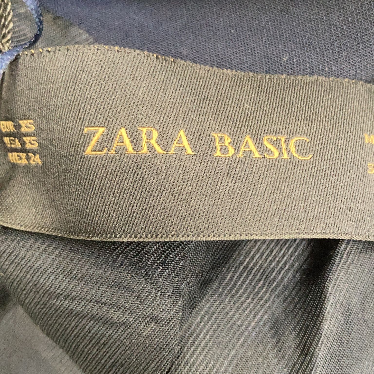 Zara Basic