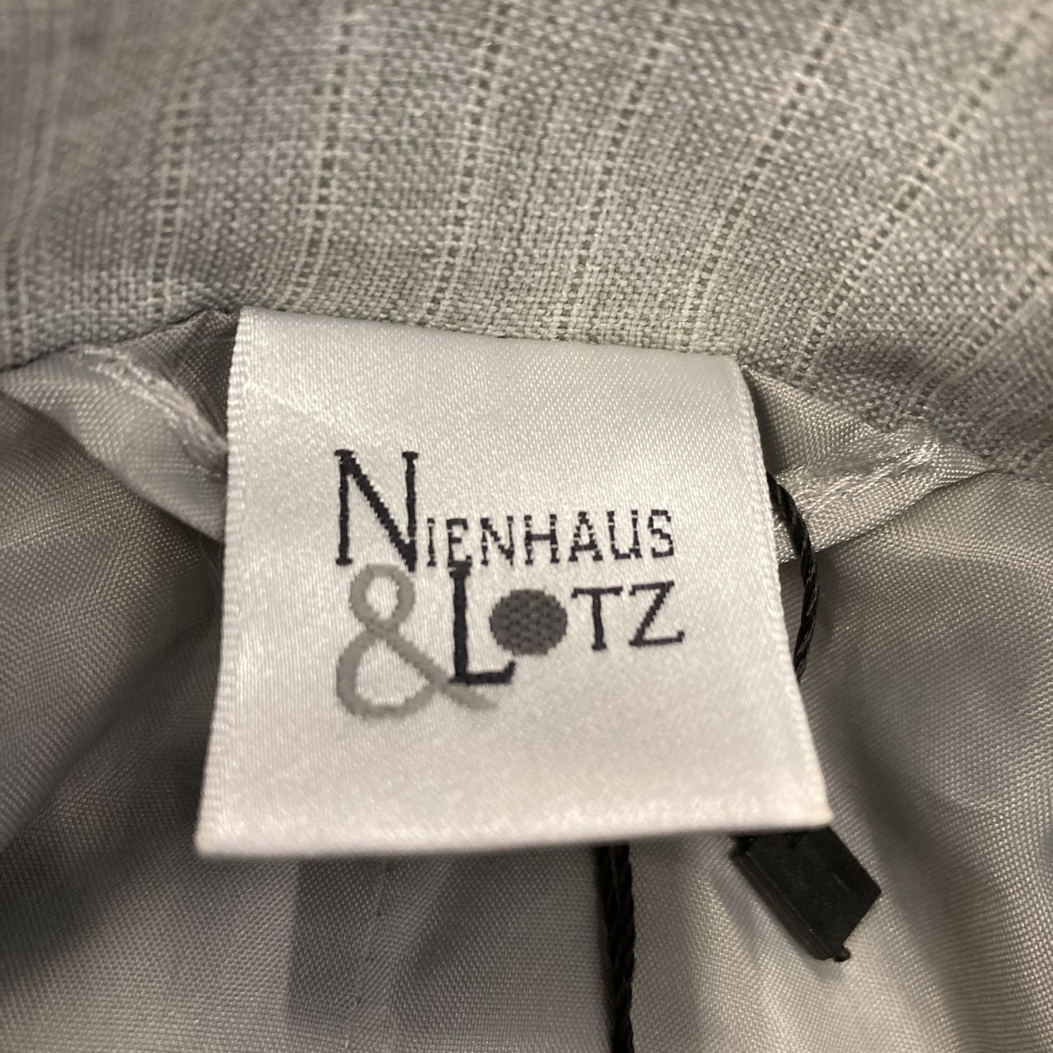 Nienhaus  Lotz