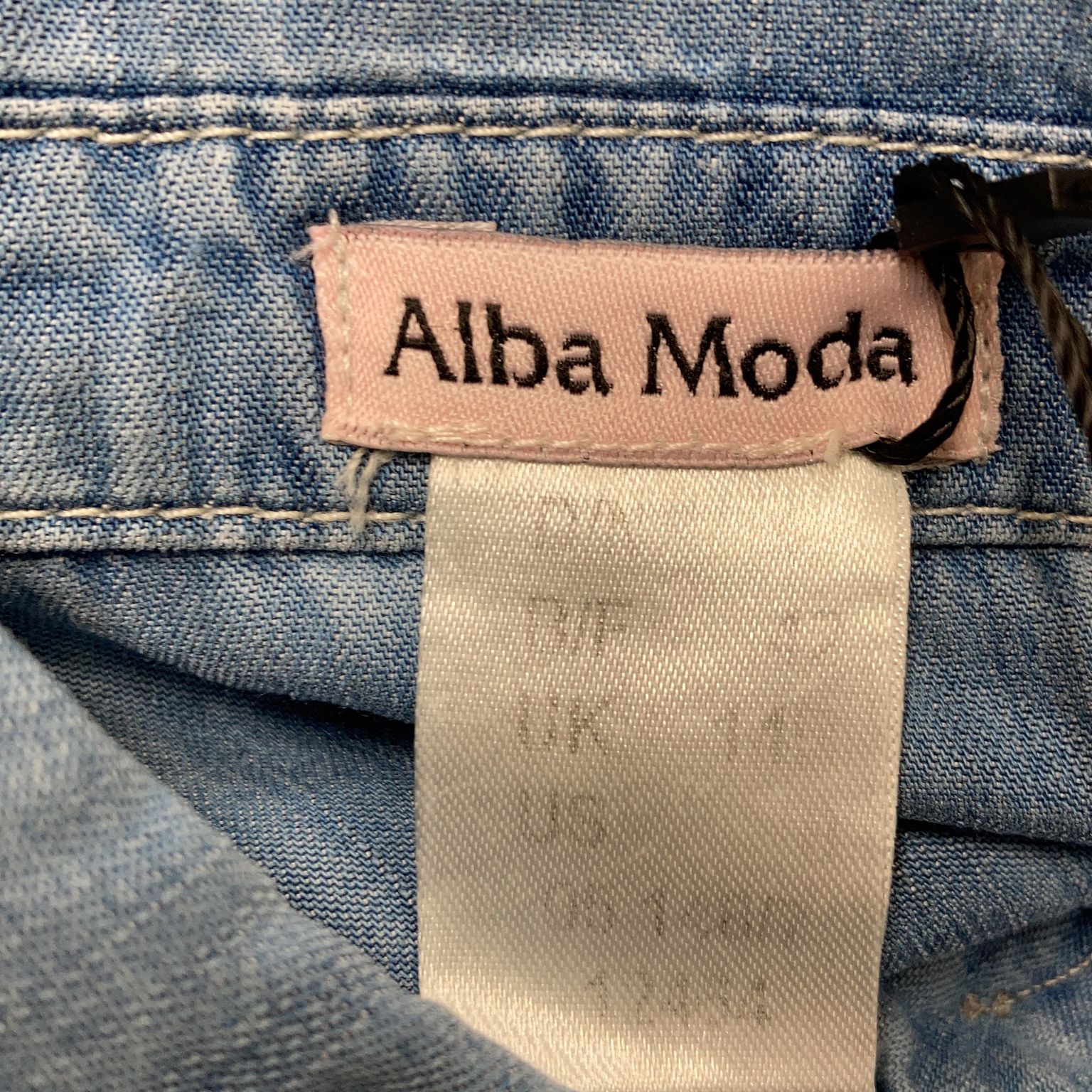 Alba Moda