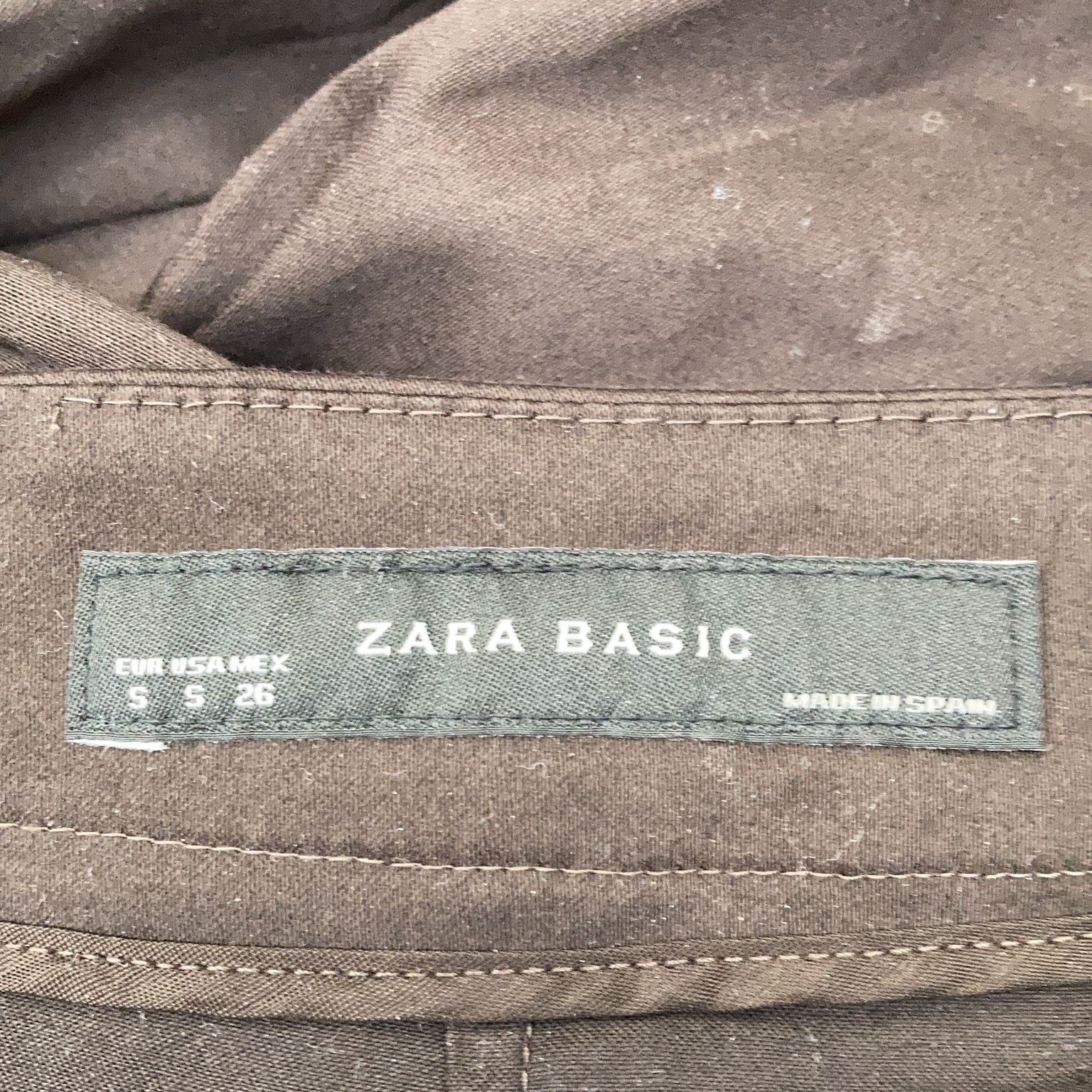 Zara Basic