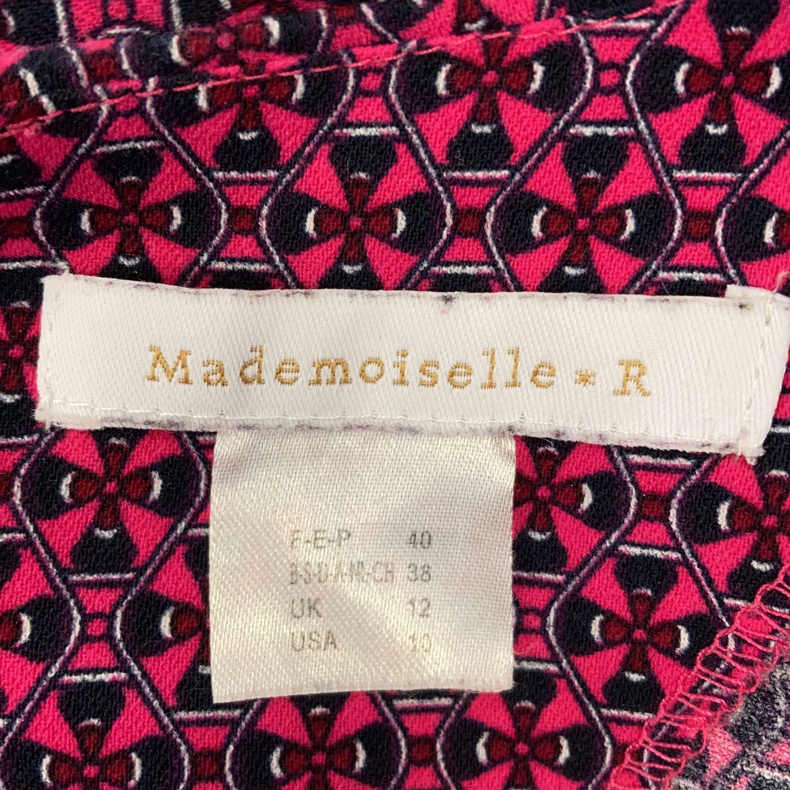 Mademoiselle R