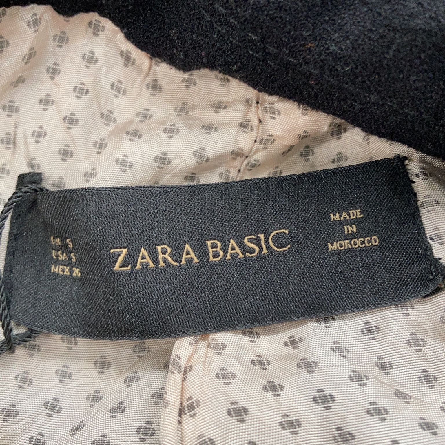 Zara Basic