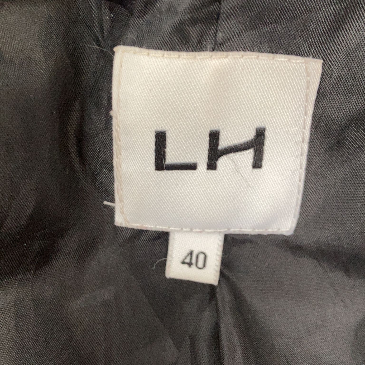 LH