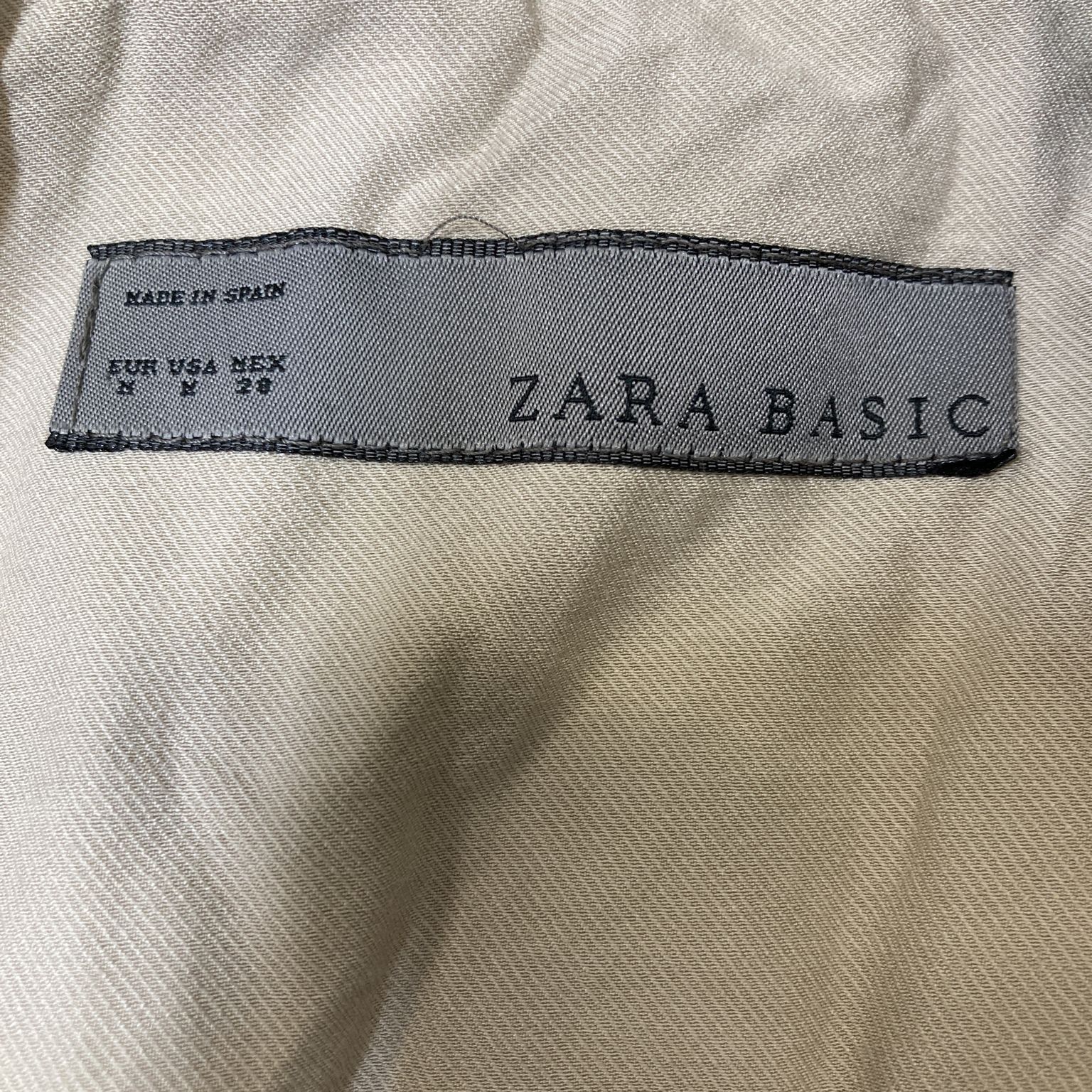 Zara Basic