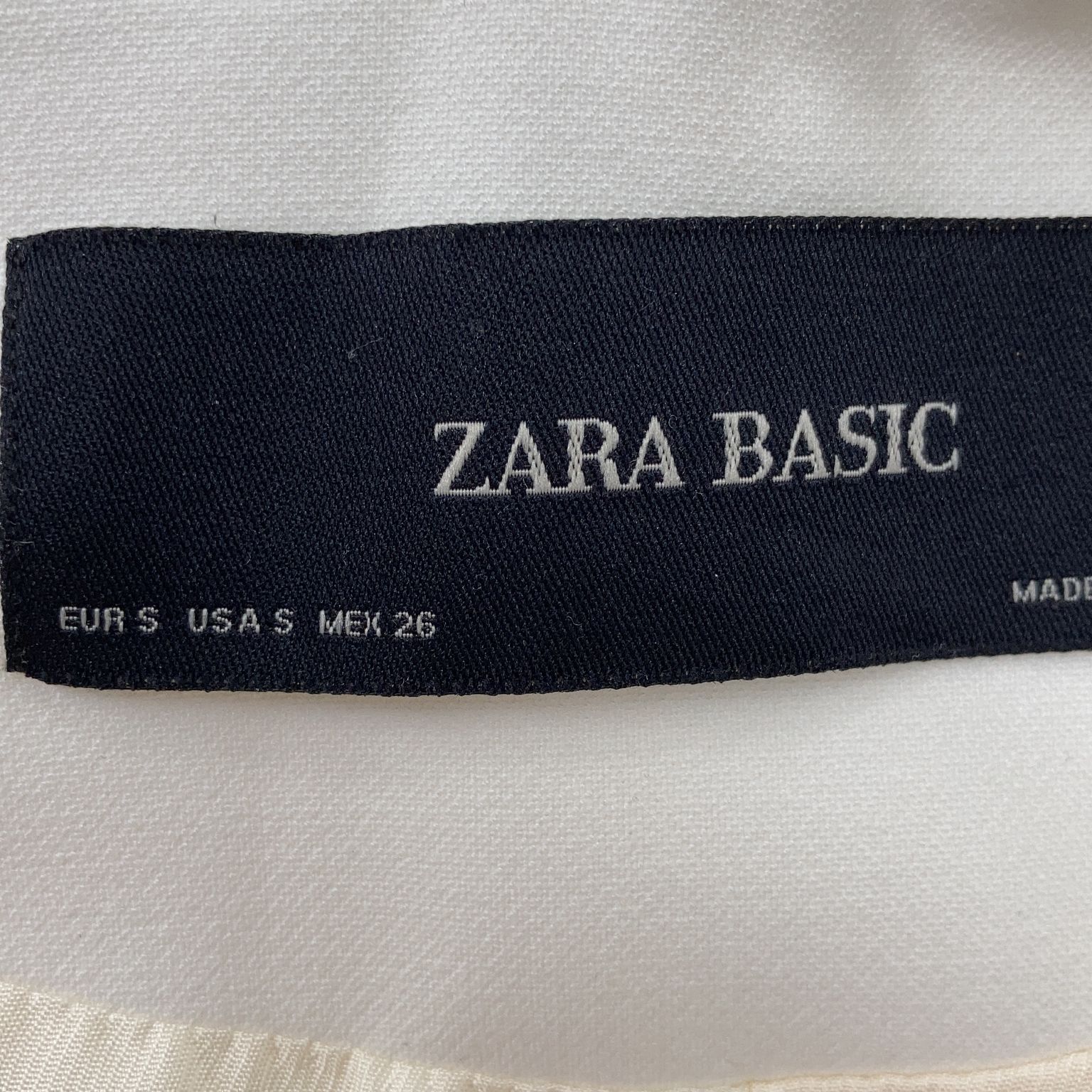 Zara Basic