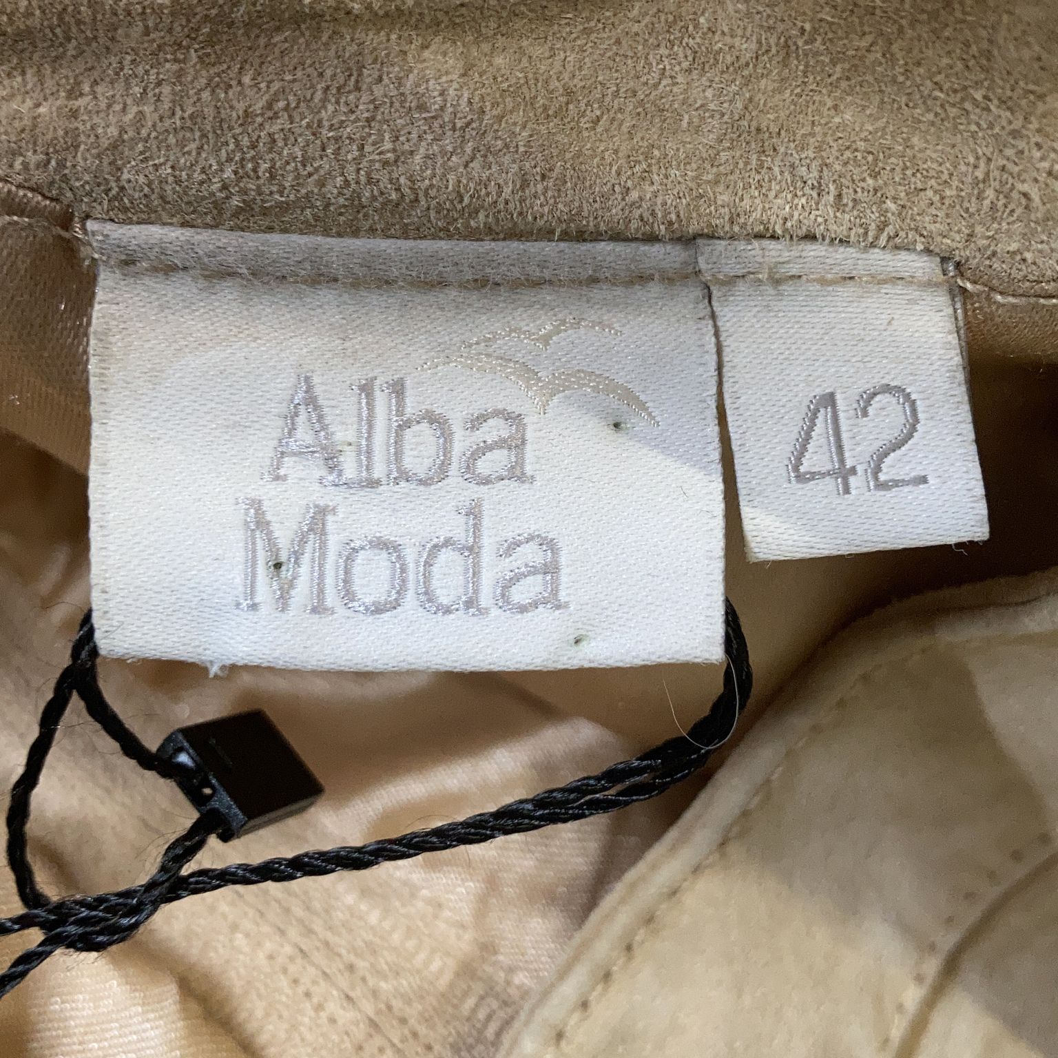 Alba Moda