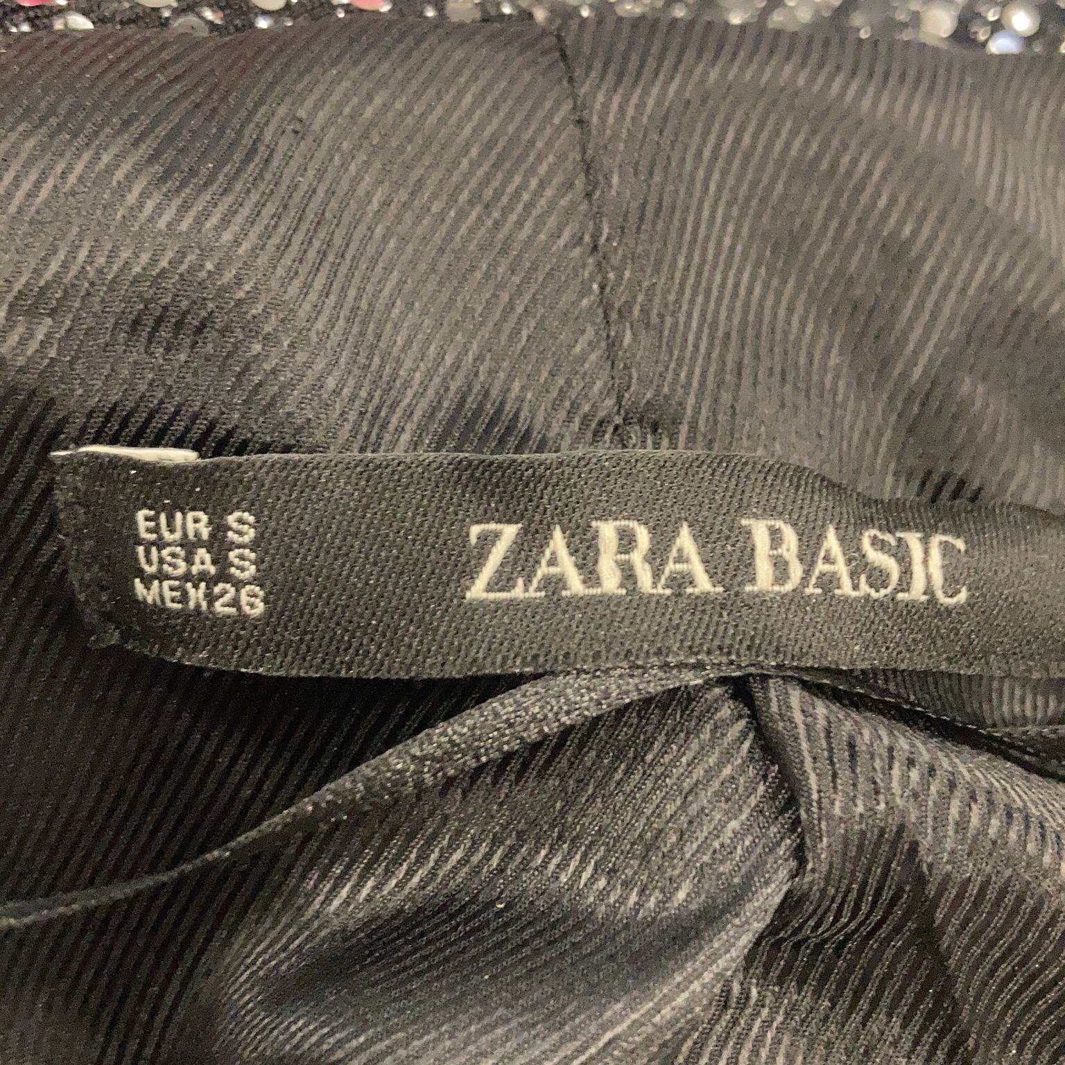 Zara Basic