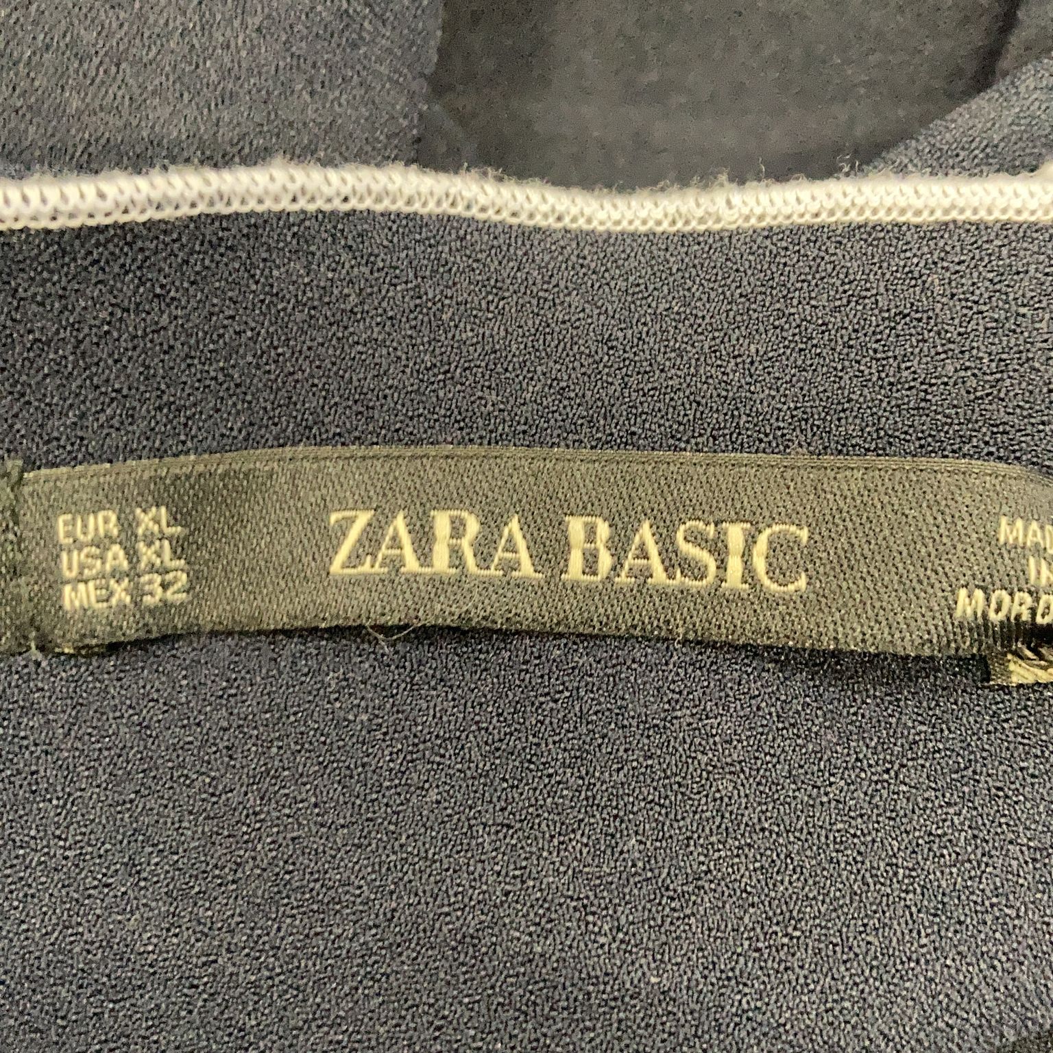 Zara Basic