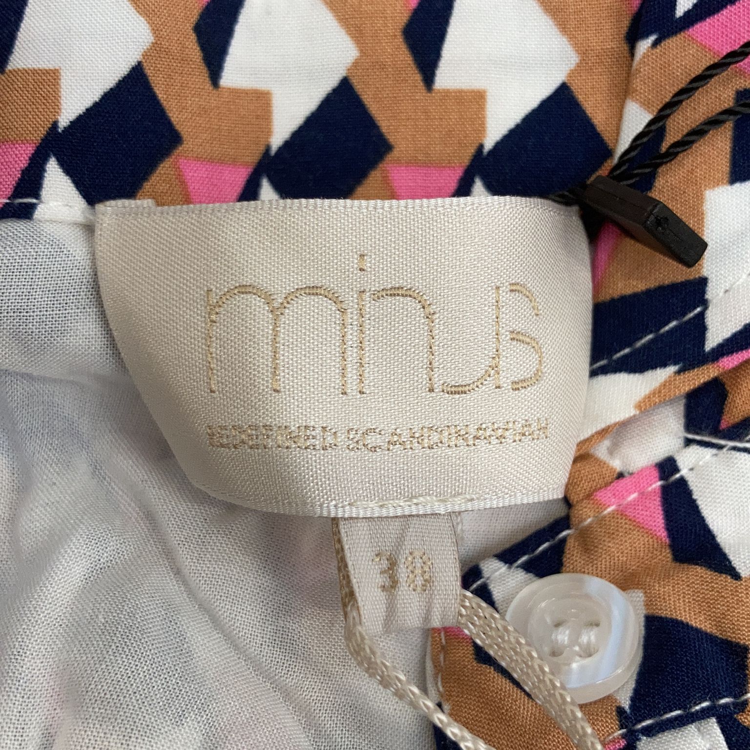 Minus