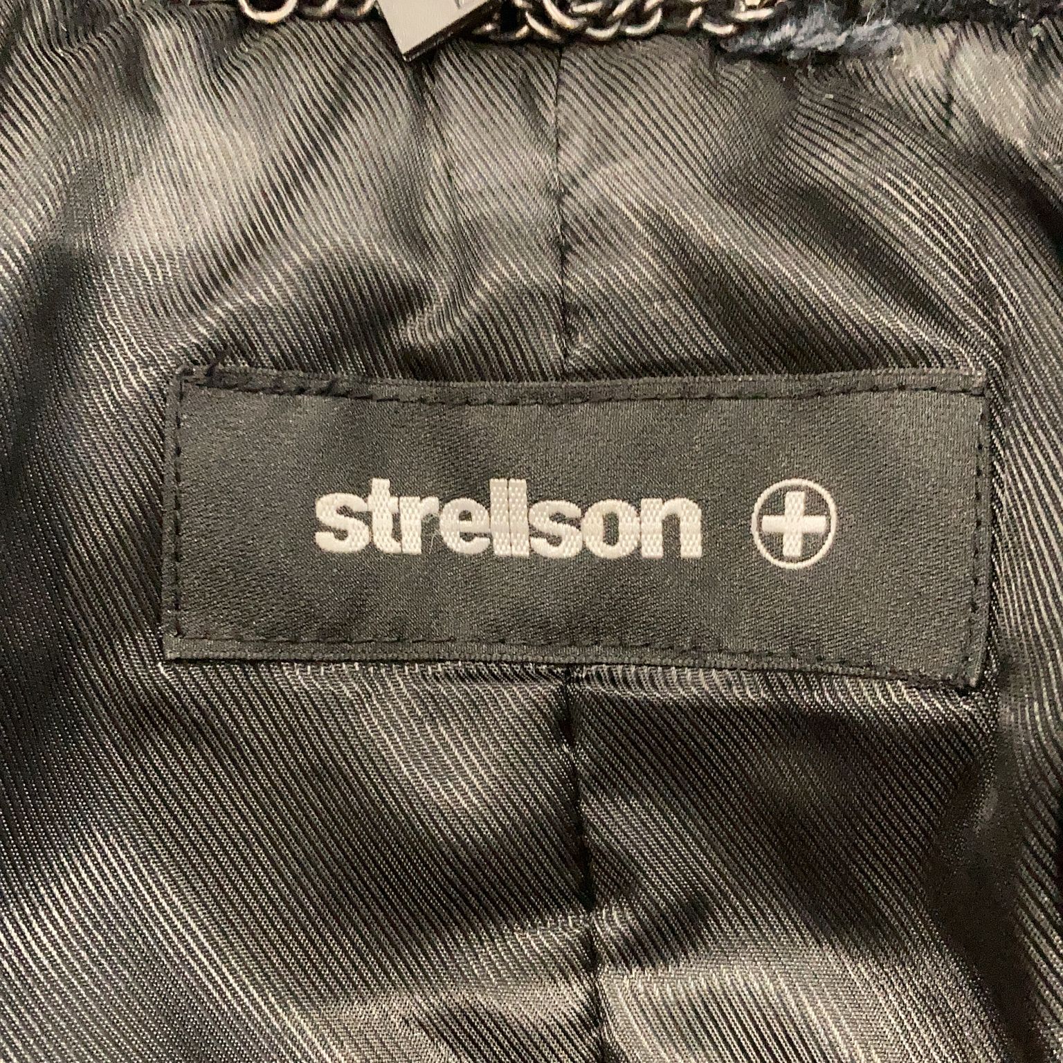 Strellson