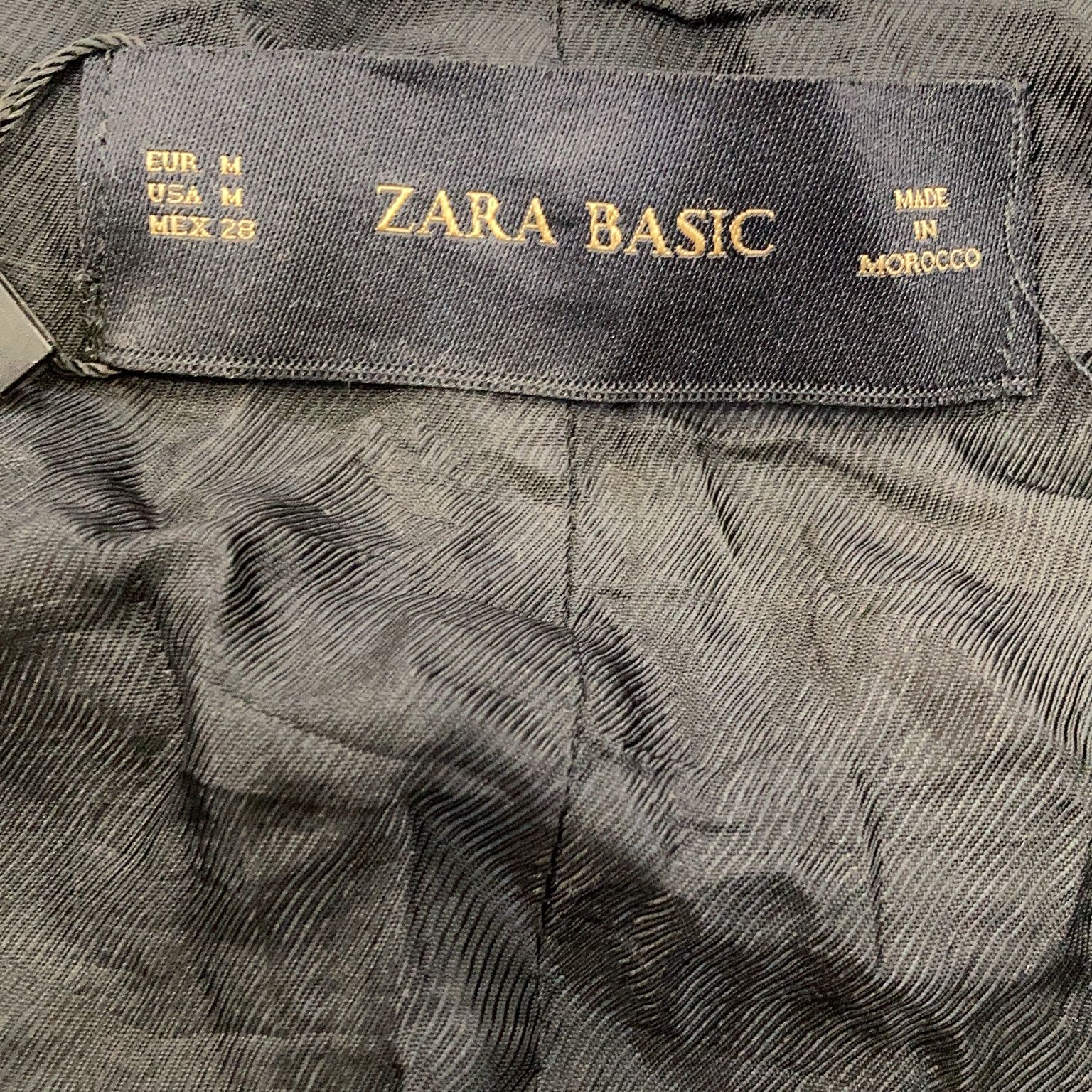 Zara Basic