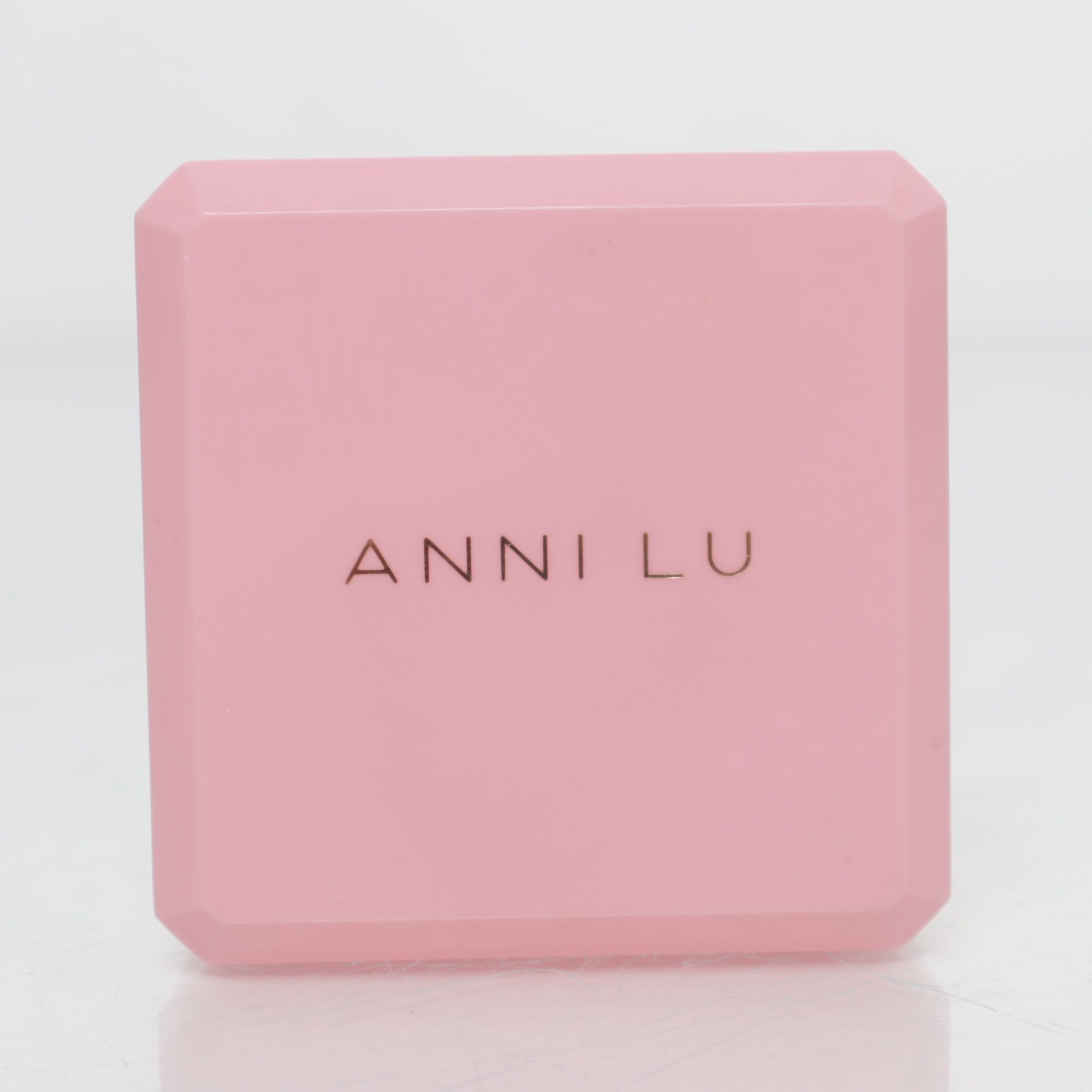 Anni Lu